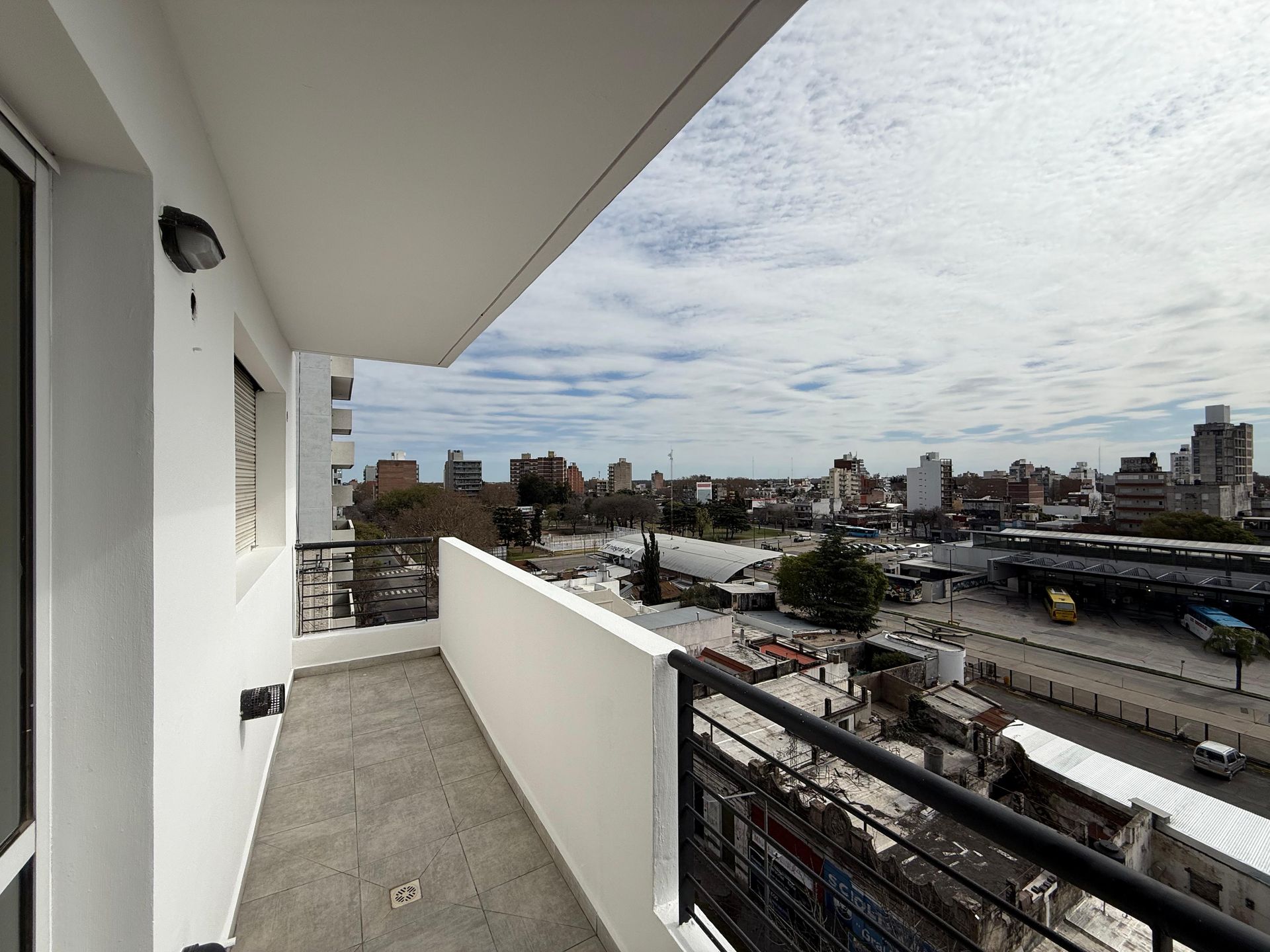 DEPTO VENTA 1 DORMITORIO DE CALIDAD BALCON FRENTE - 11