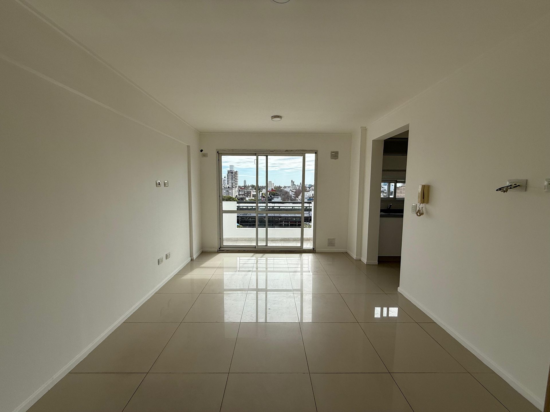 DEPTO VENTA 1 DORMITORIO DE CALIDAD BALCON FRENTE - 2