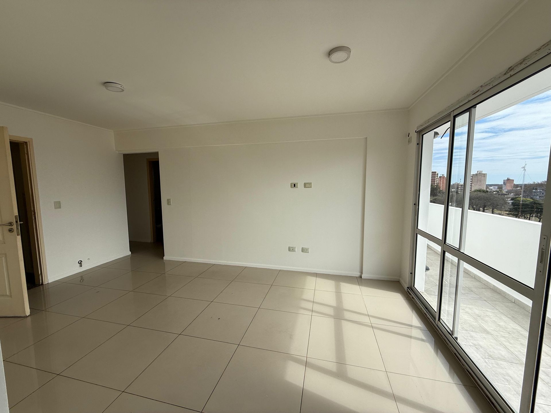DEPTO VENTA 1 DORMITORIO DE CALIDAD BALCON FRENTE - 4