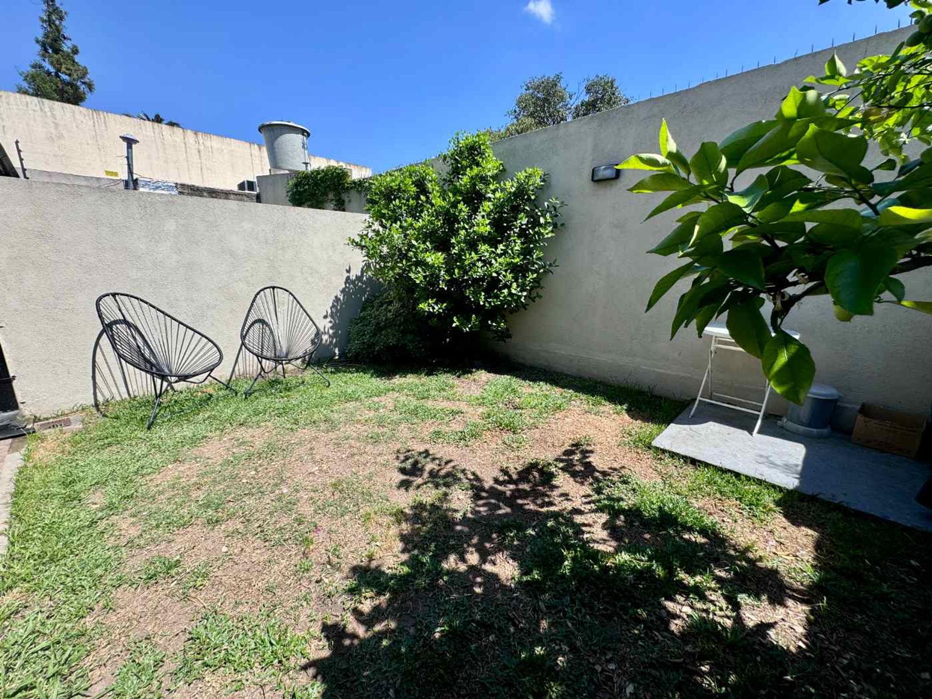 VENTA CASA 3 AMBIENTE CON PATIO Y COCHERA BURZACO - 16