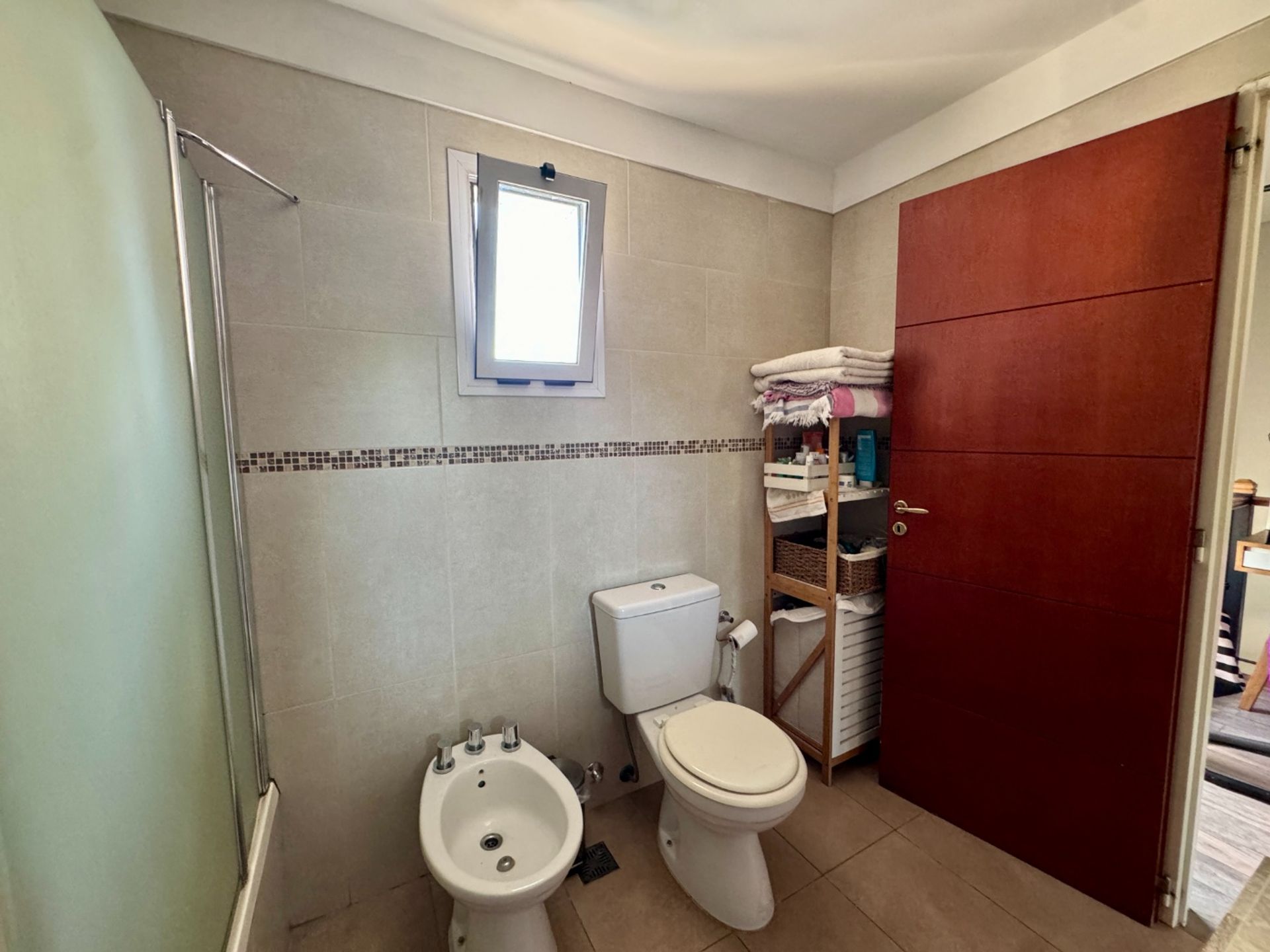VENTA CASA 3 AMBIENTE CON PATIO Y COCHERA BURZACO - 13