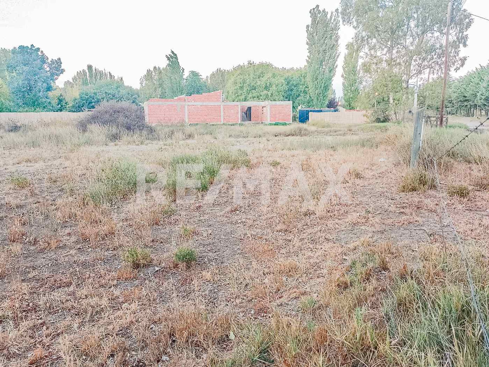 TERRENO EN VENTA - 3