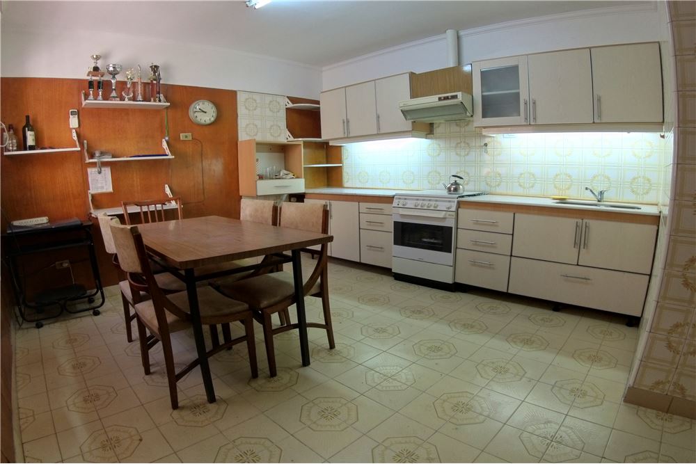 VENTA CASA 5 AMBIENTES CON COCHERA VILLA DEVOTO - 2