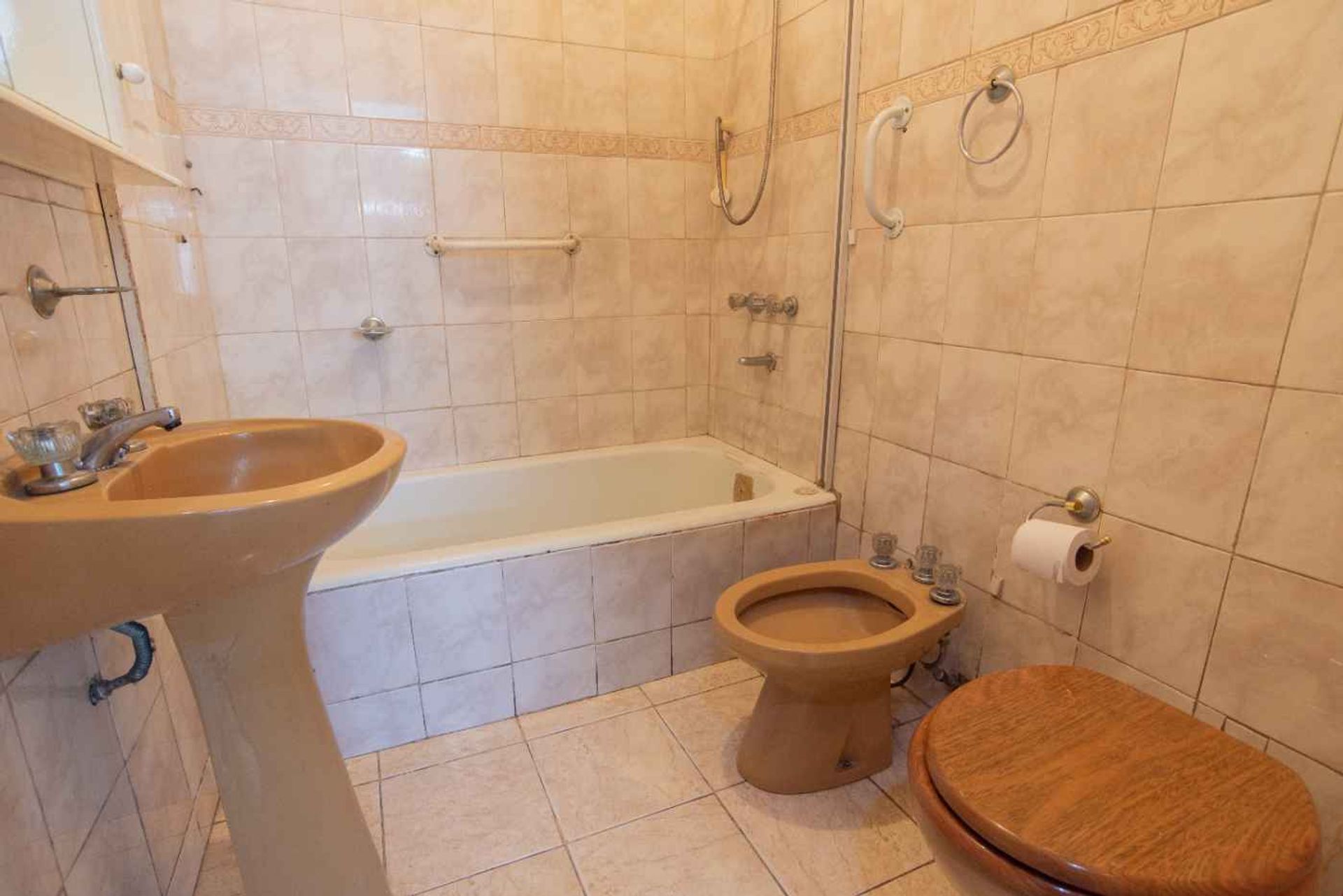 VENTA PH 4 AMB COCHERA TERRAZA FLORES - PERMUTA. - 9
