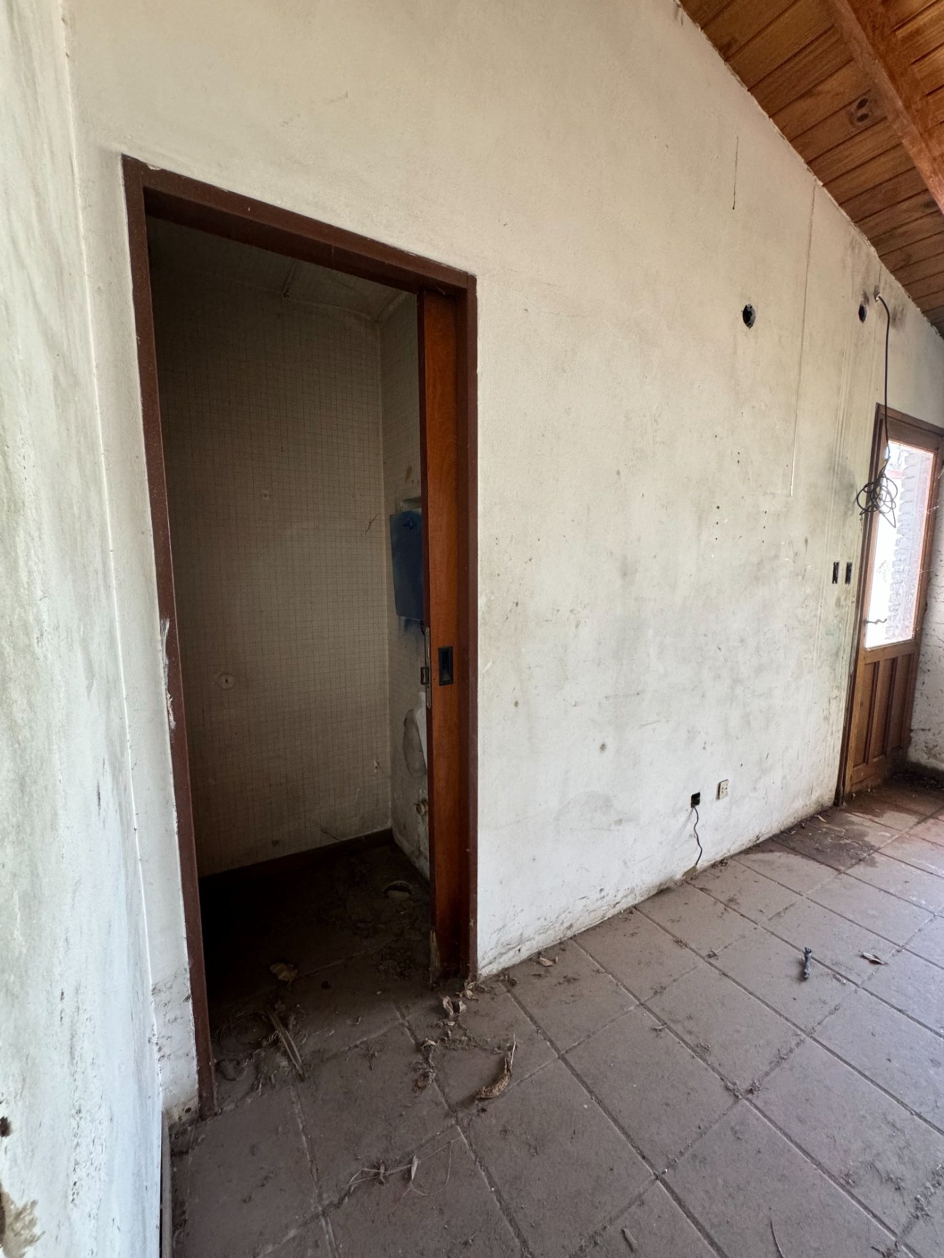 CASA 5 AMBIENTES EN MORON 0PORTUNIDAD A RECICLAR — foto 14