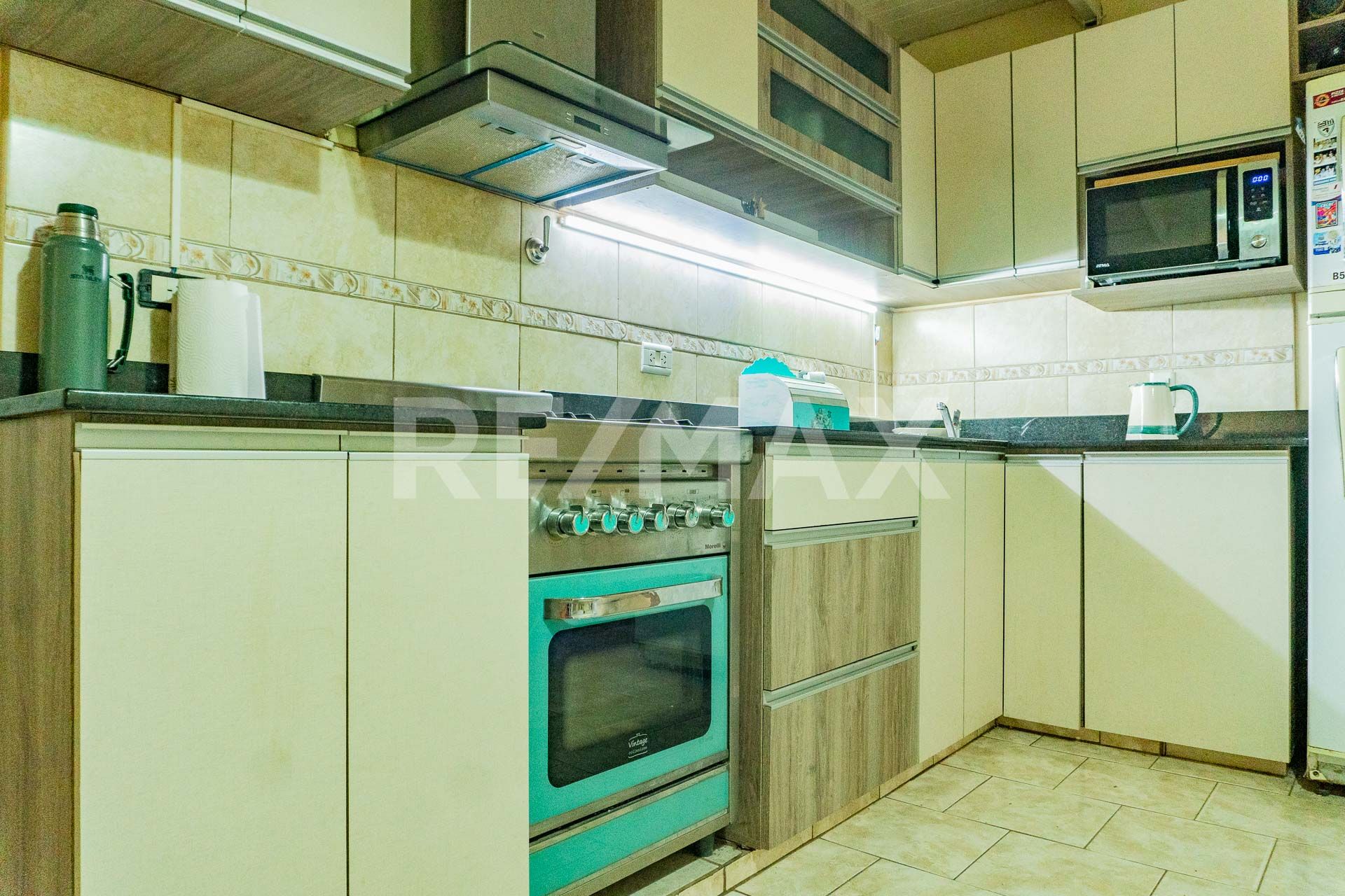 CASA 3 DORM. - BARRIO MERCANTILES - CIPOLLETTI - 8