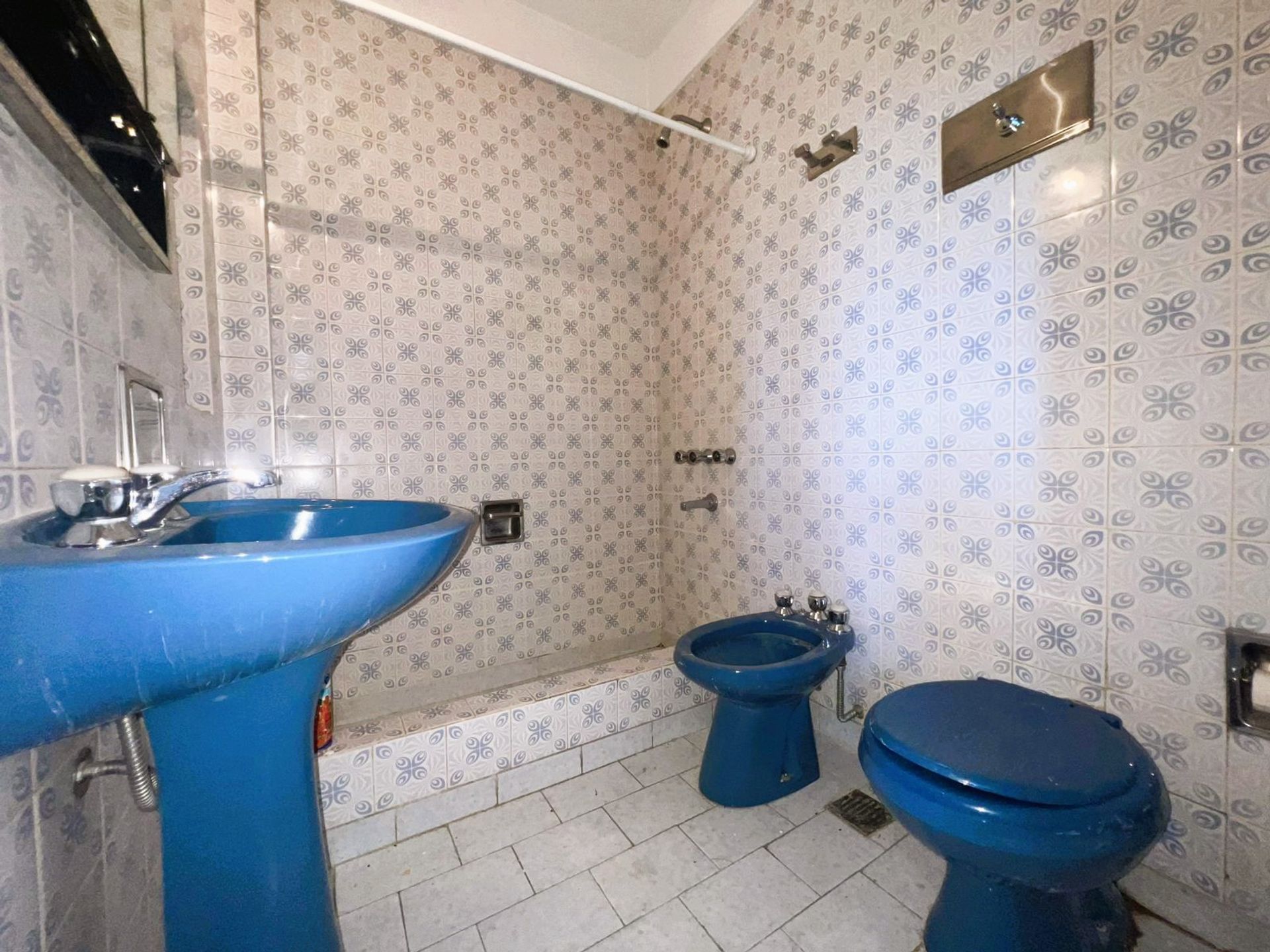 Venta departamento 3 ambientes Ramos Mej&iacute;a - 16