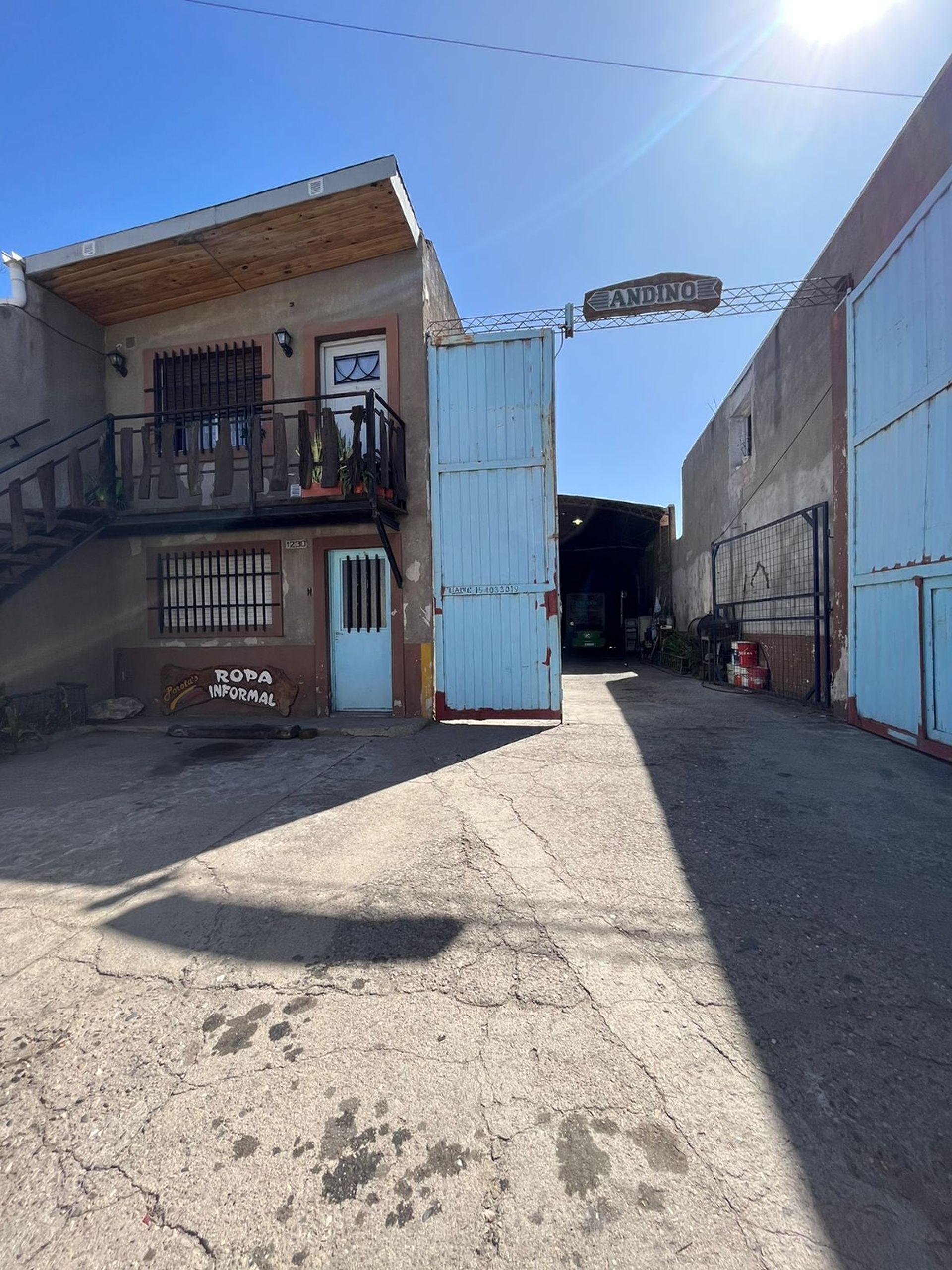VENTA DE LOTE EN GUEMES A MTS DE VELEZ SARSFIELD - 1
