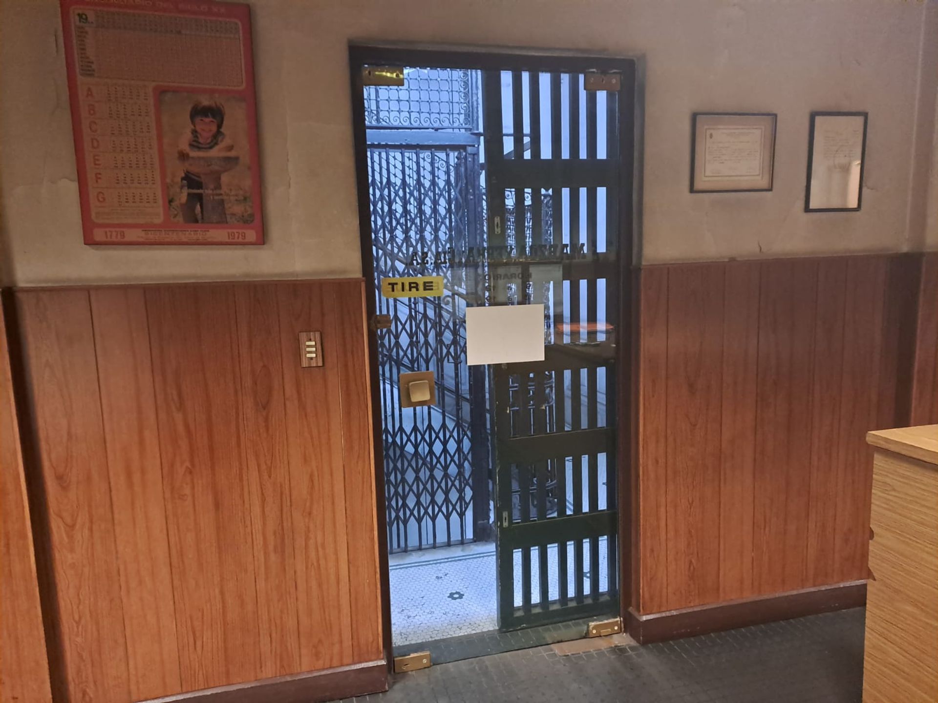 VENTA- DEPARTAMENTO /OFICINA 130 MTS- MONSERRAT - 9
