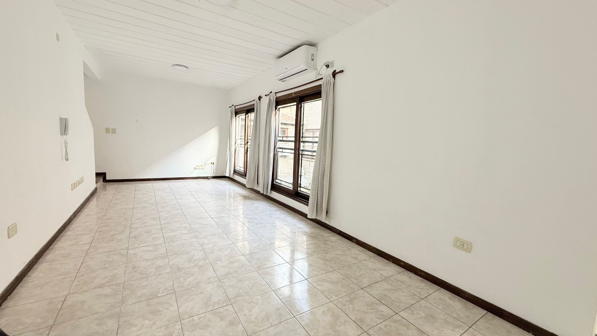 Venta PH 3 amb. Boedo con cochera, baja expensas — foto 2