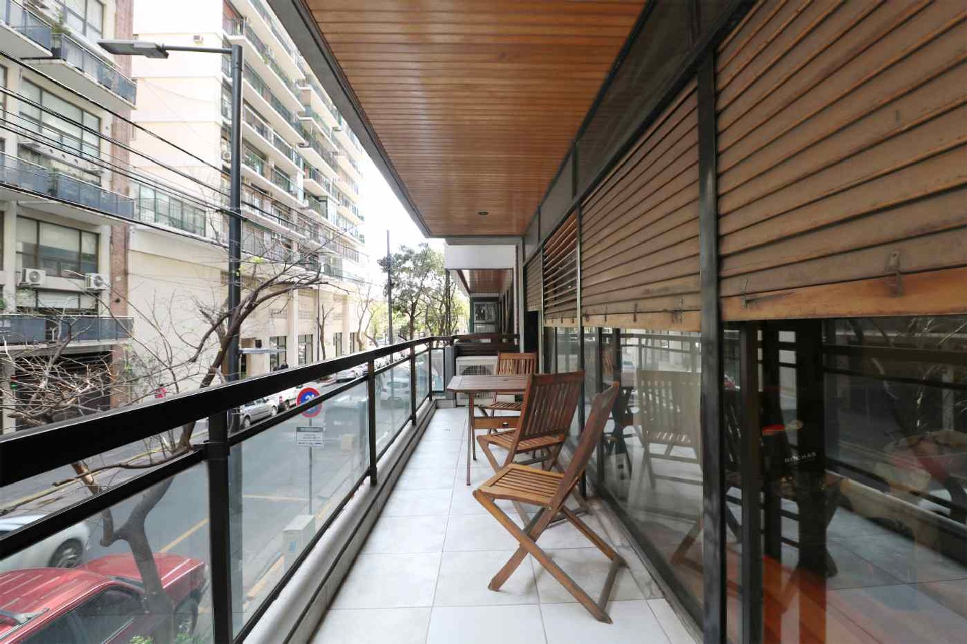 Venta piso 4 amb. con dep., patio y cochera — foto 8