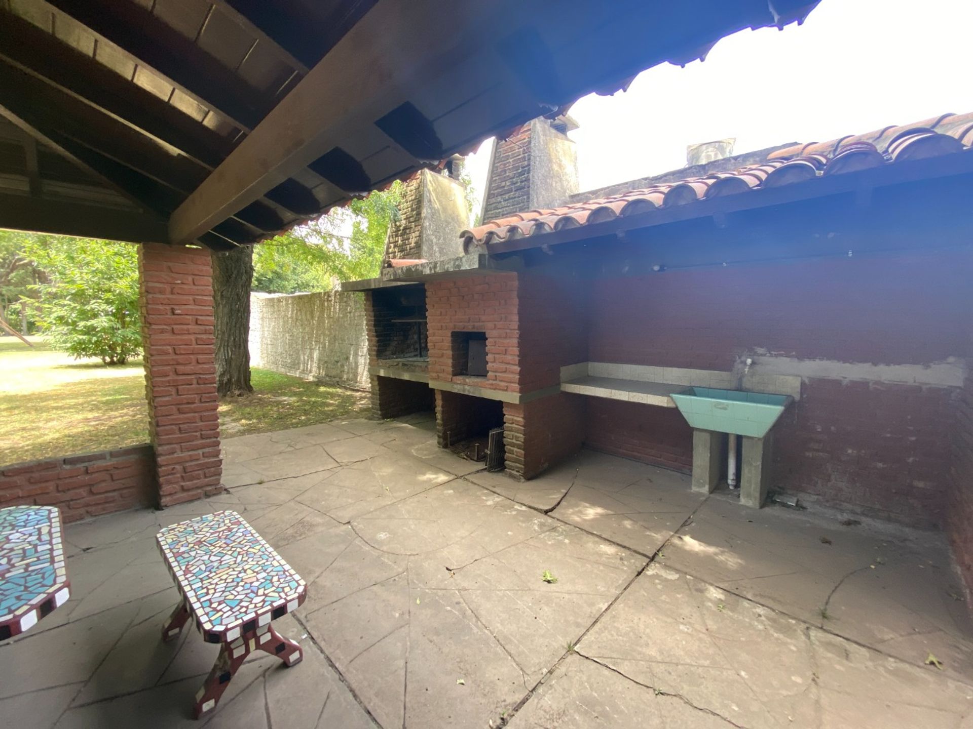 TERRENO CON QUINCHO EN VENTA 694m2 MORENO LA REJA - 8