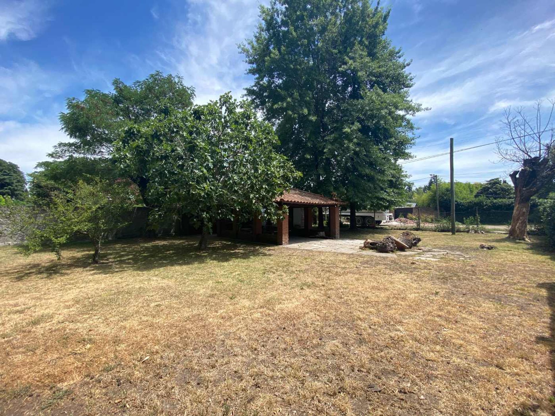 TERRENO CON QUINCHO EN VENTA 694m2 MORENO LA REJA - 19