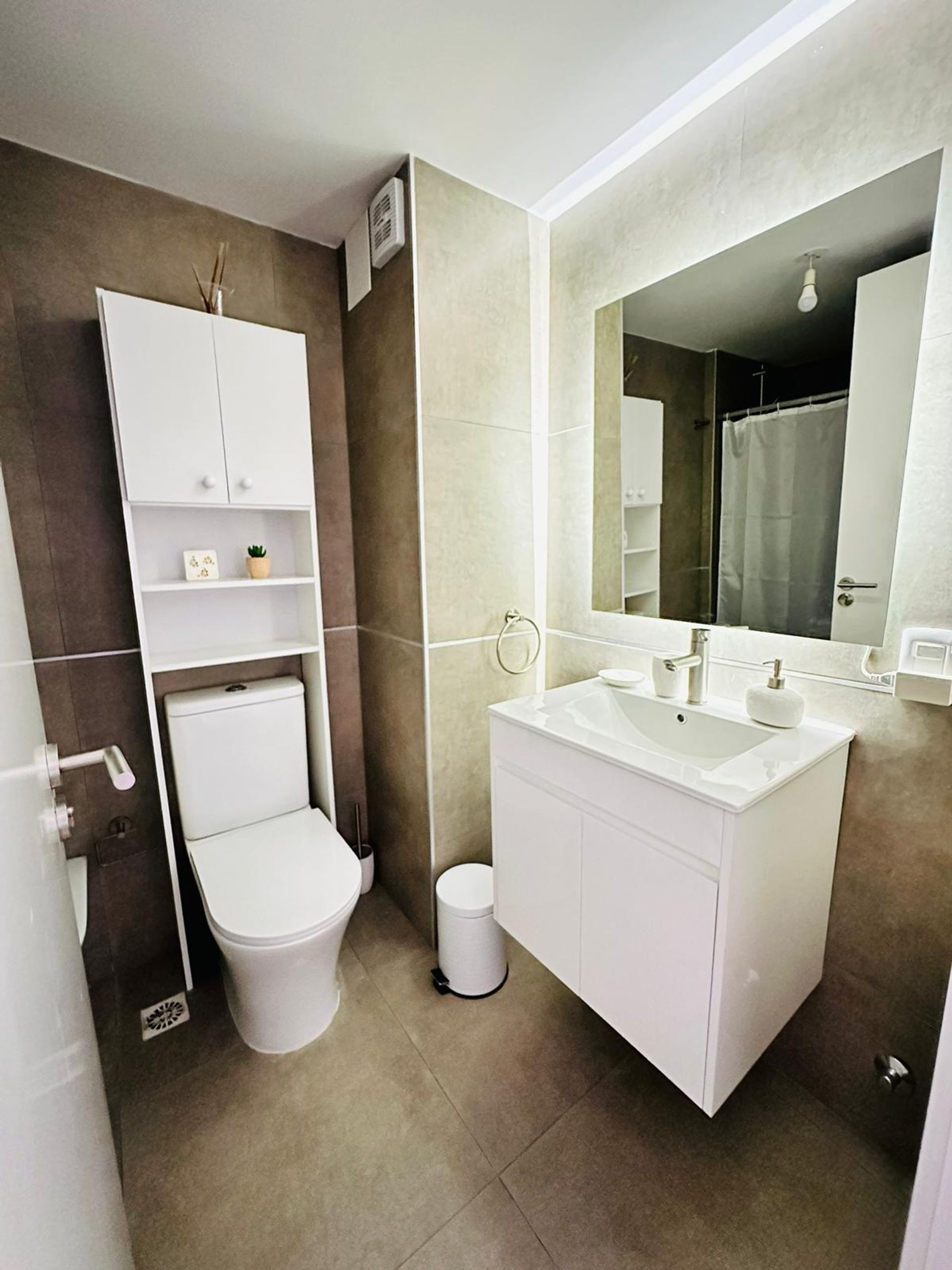 Alquiler un dormitorio con garaje y balcón Cordón - 9