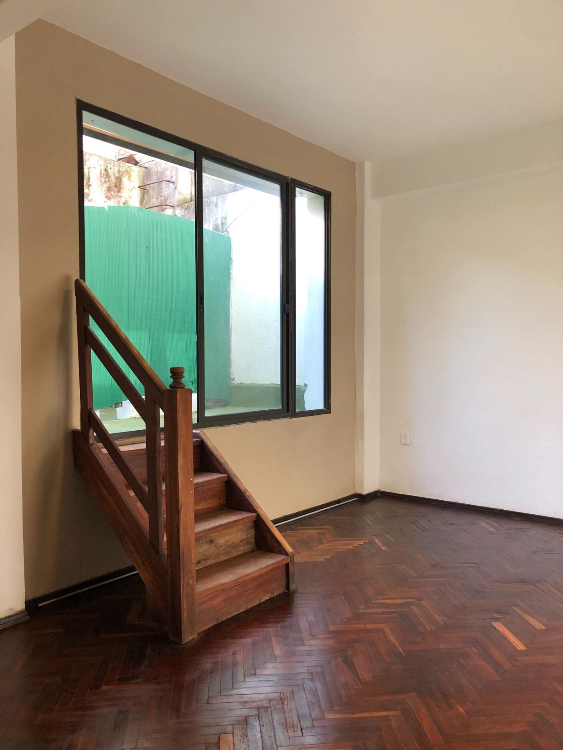 Se vende monoambiente con patio en 18 de Julio - 3