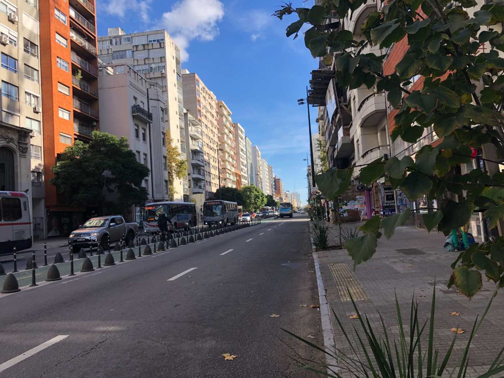 Se vende monoambiente con patio en 18 de Julio - 13