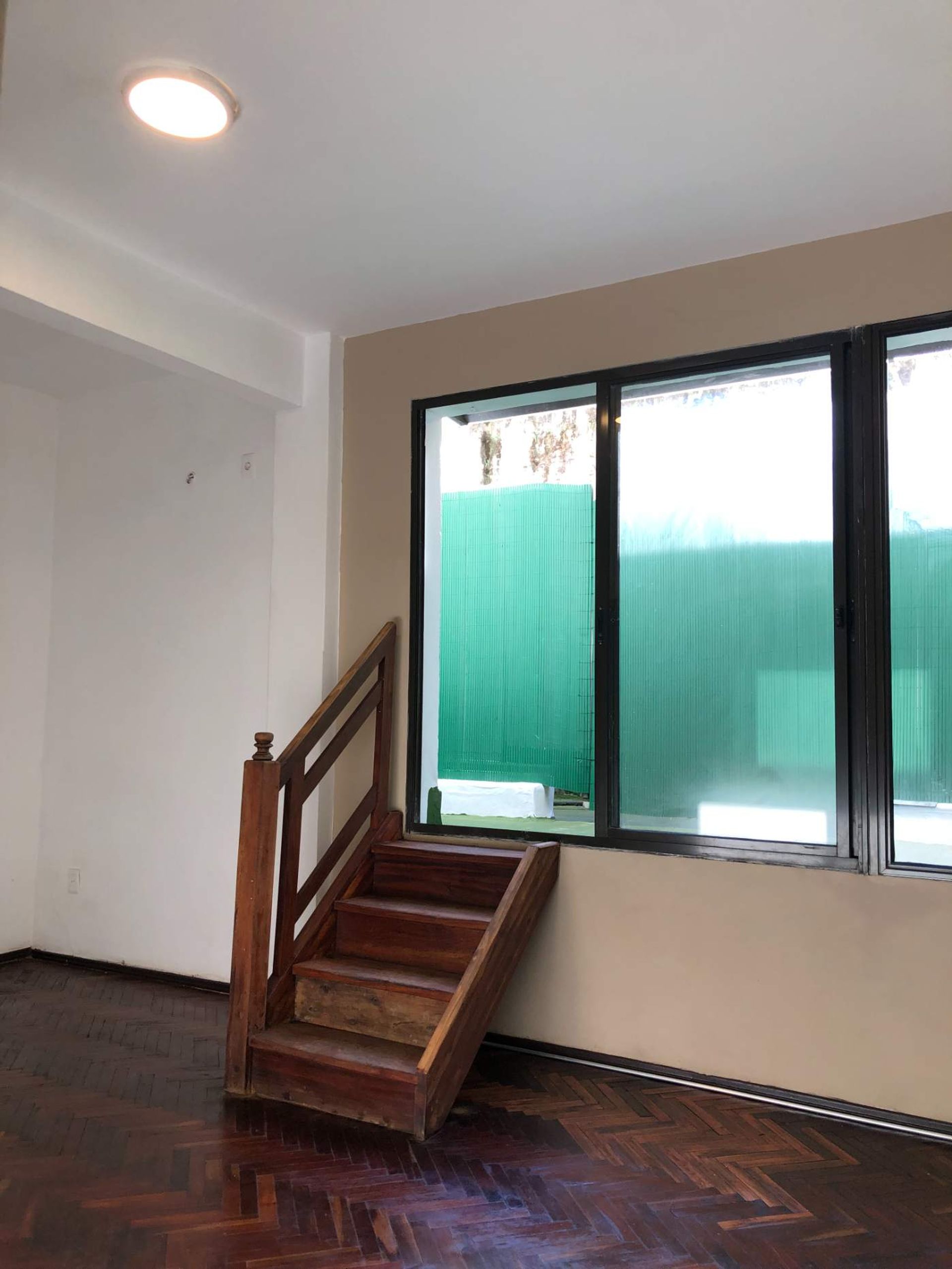 Se vende monoambiente con patio en 18 de Julio - 5