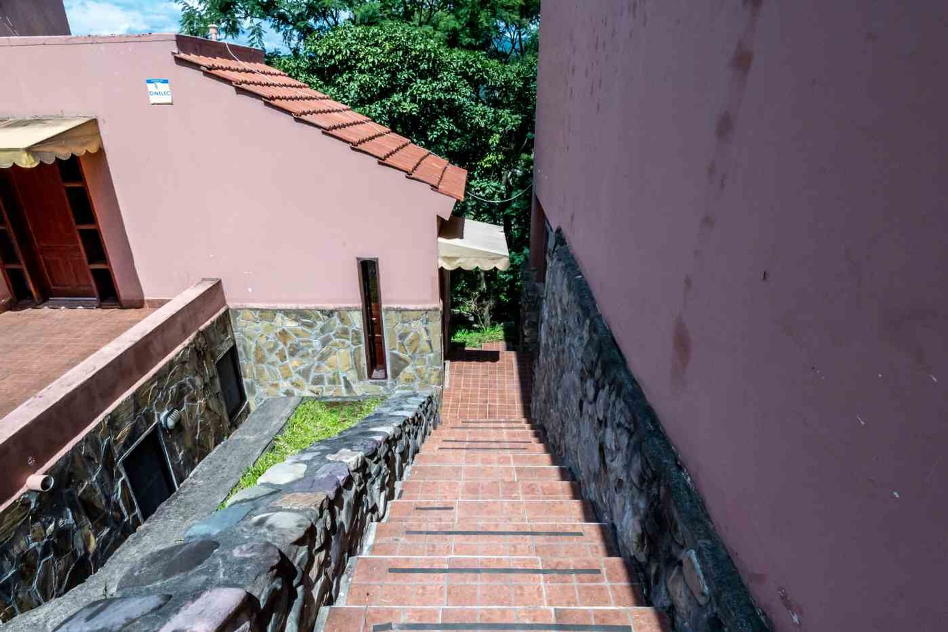 CASA 3 DORMITORIOS VENTA LA CALDERILLA CON PILETA - 5