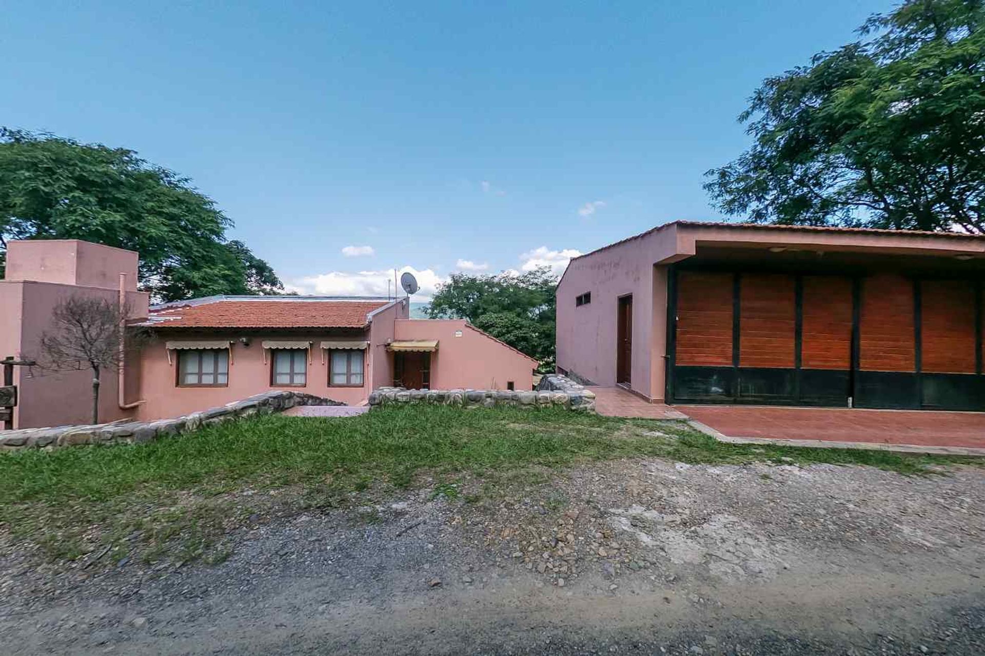 CASA 3 DORMITORIOS VENTA LA CALDERILLA CON PILETA - 3