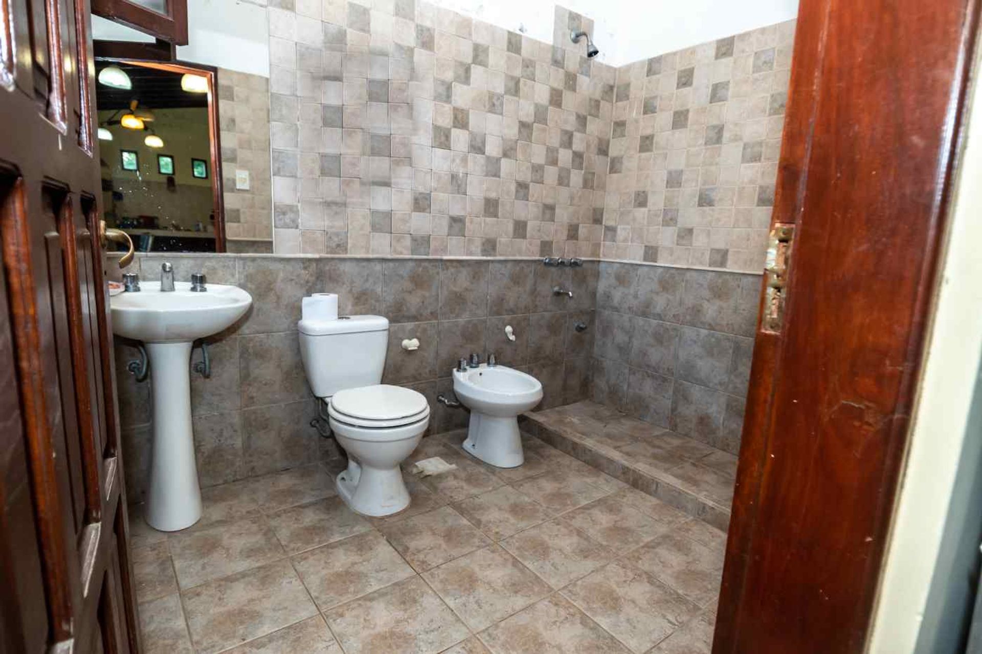 CASA 3 DORMITORIOS VENTA LA CALDERILLA CON PILETA - 17