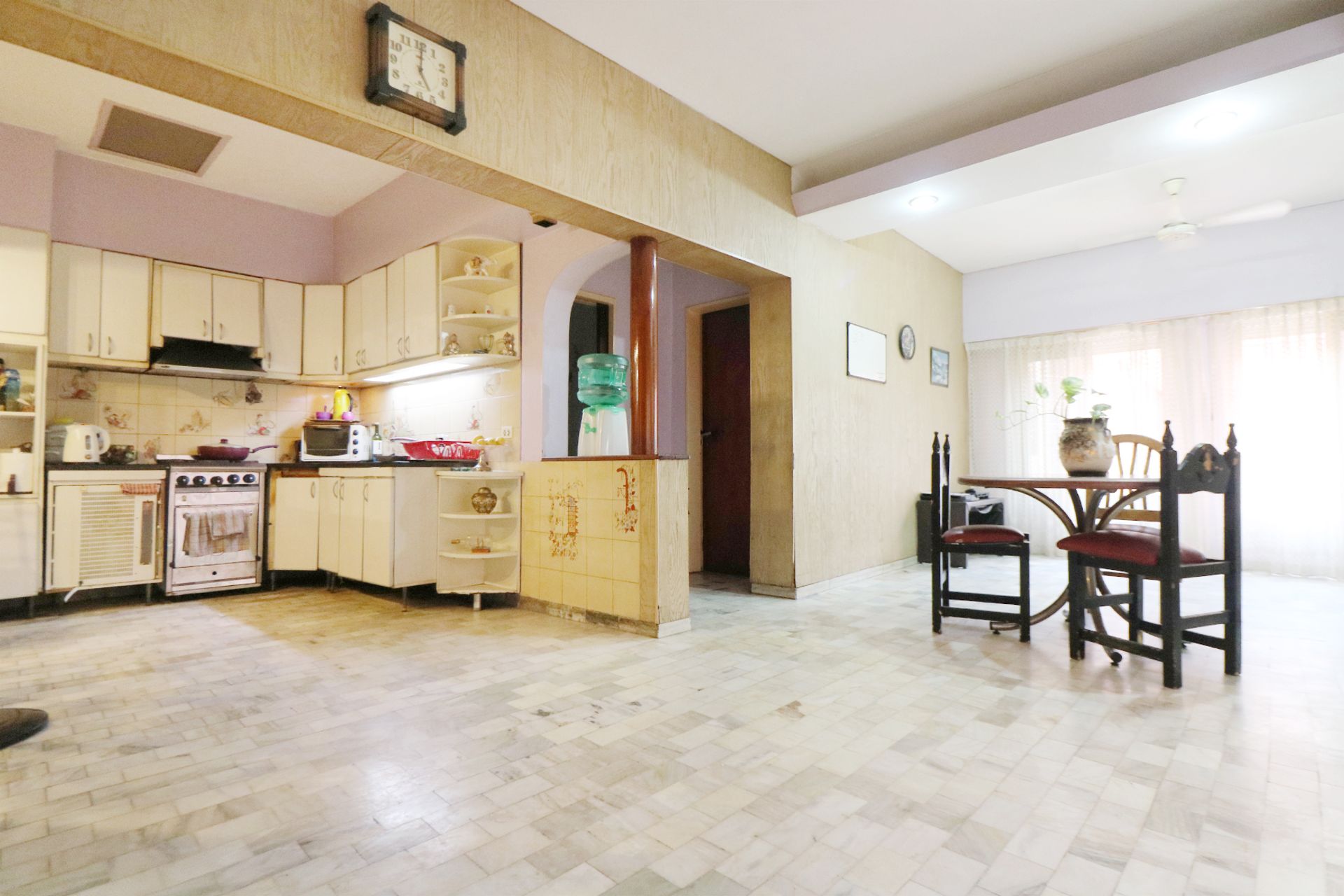 CASA LOTE PROPIO EN VENTA EN VERSALLES CON GARAGE - 4