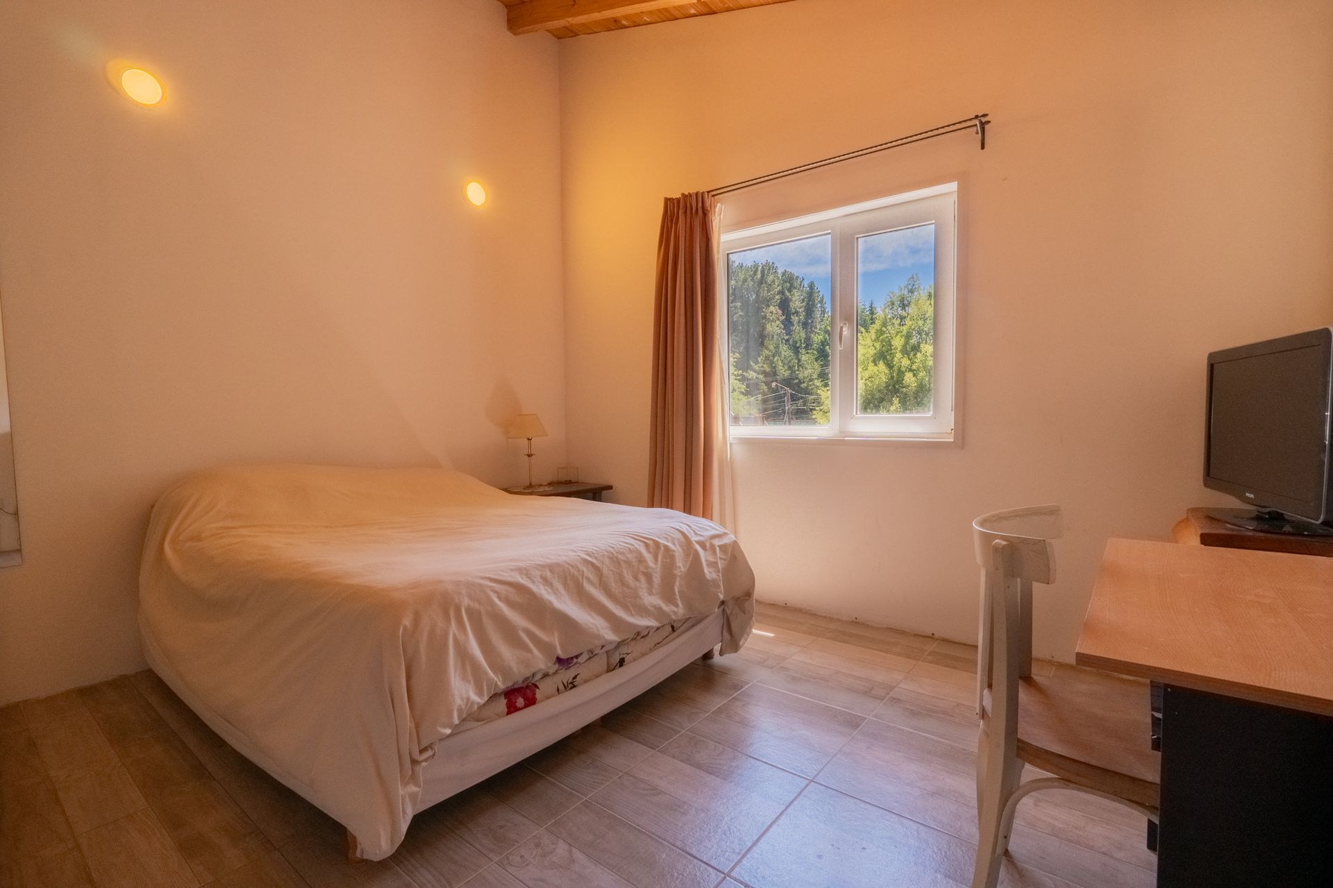 VENTA 2 CASAS + RESTAURANT BUSTILLO KM 13.900 - 20