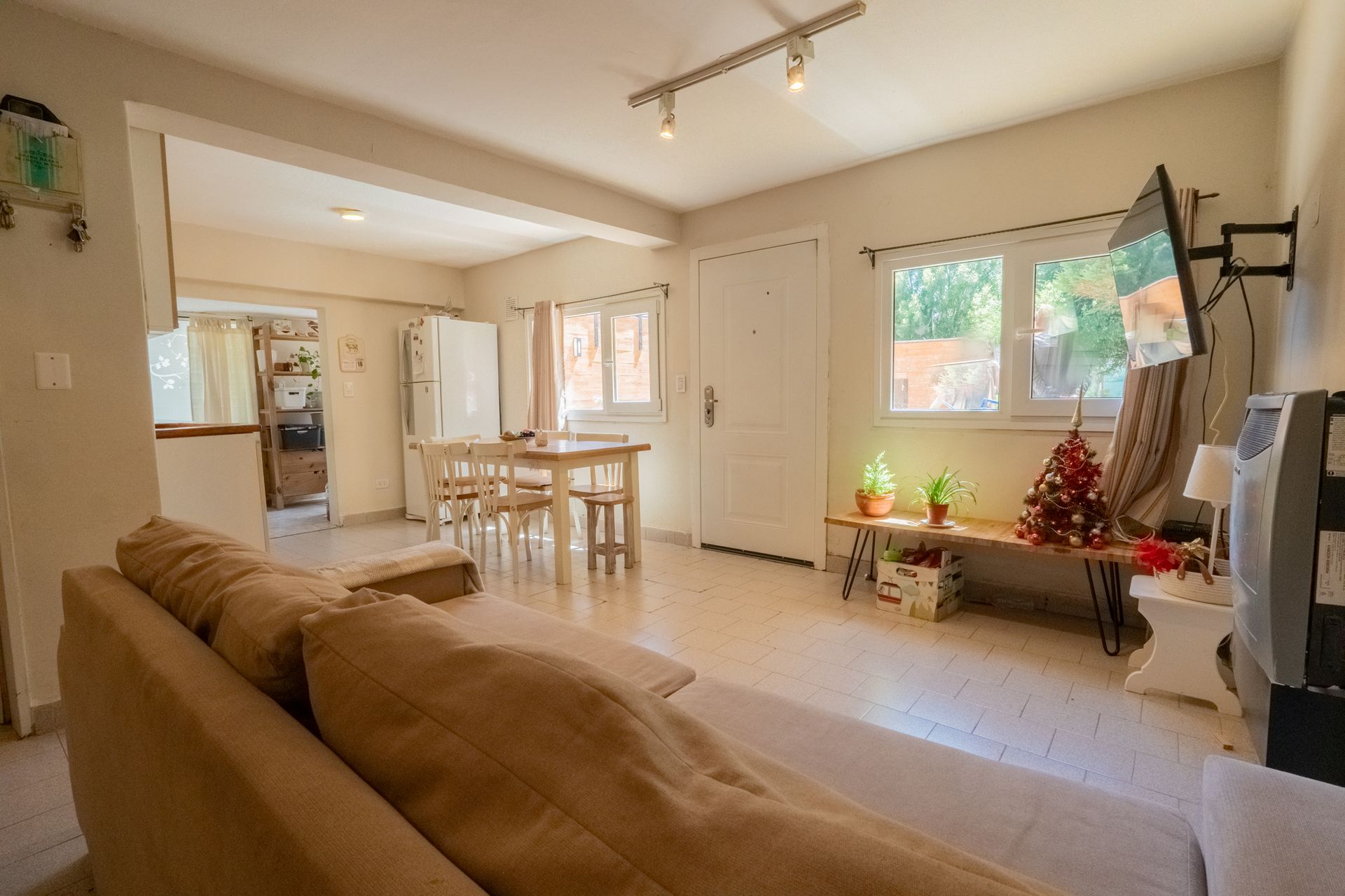 VENTA 2 CASAS + RESTAURANT BUSTILLO KM 13.900 - 13