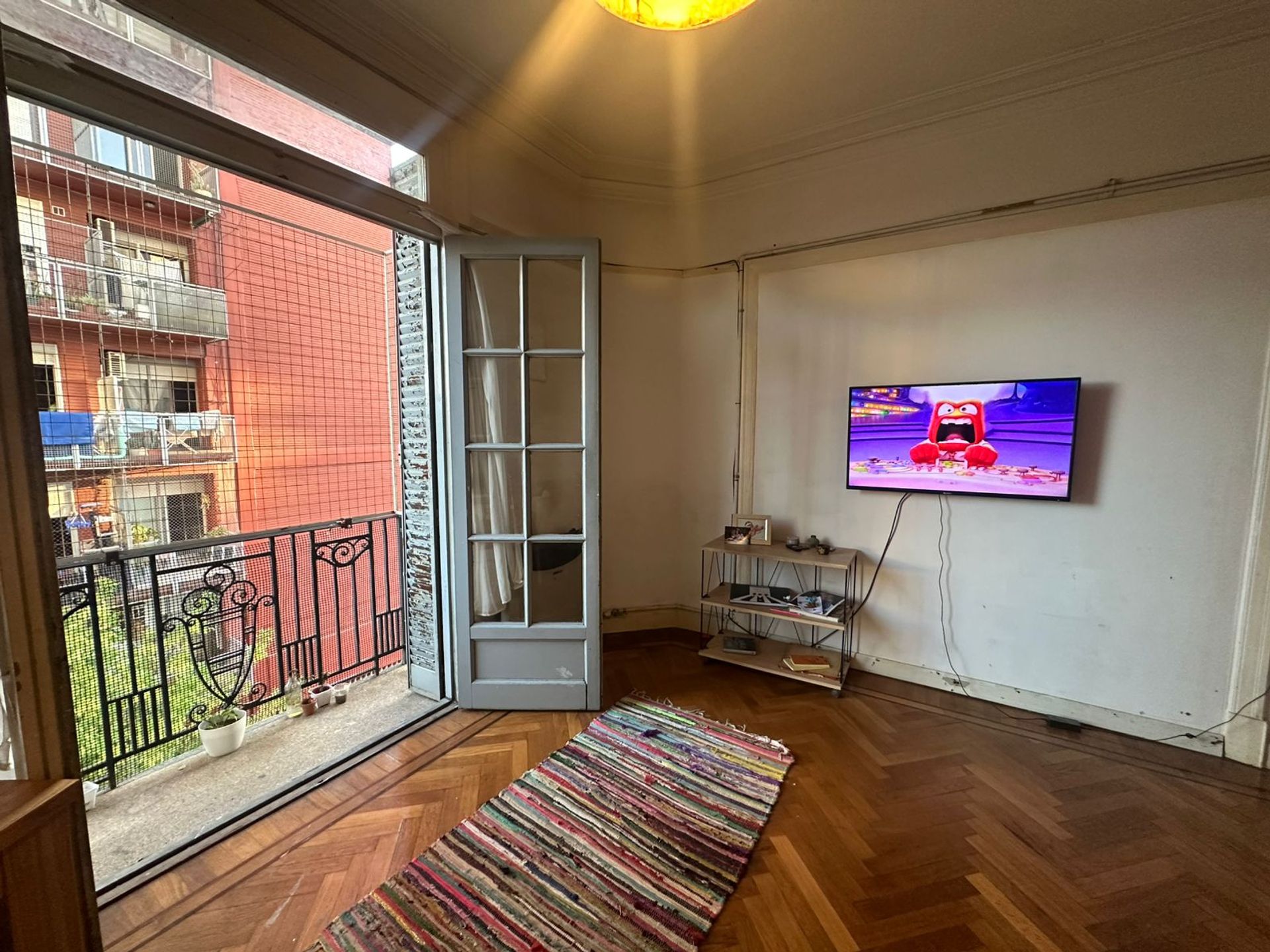 Venta de 4 ambientes con balcón - 3