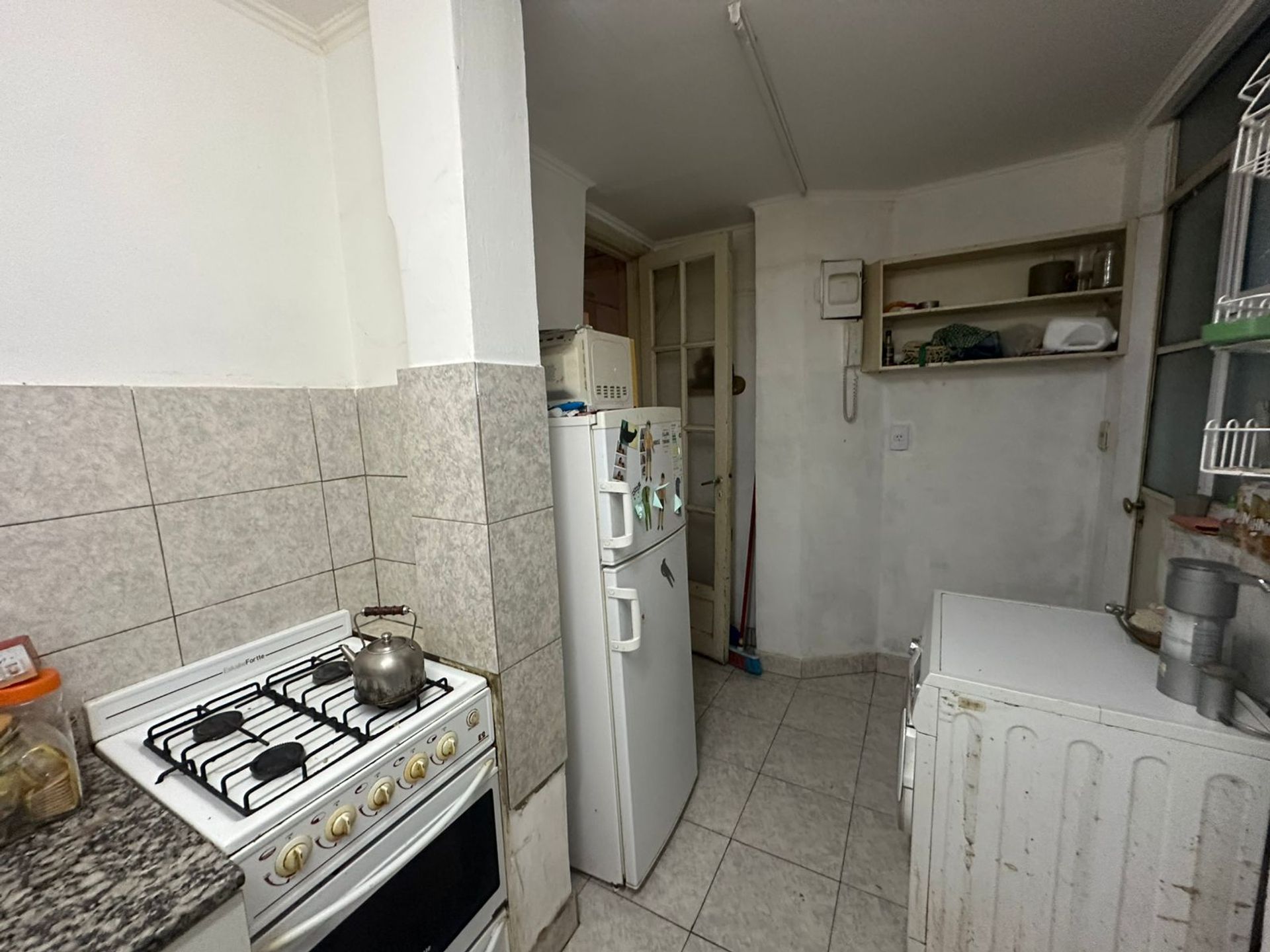 Venta de 4 ambientes con balcón - 8