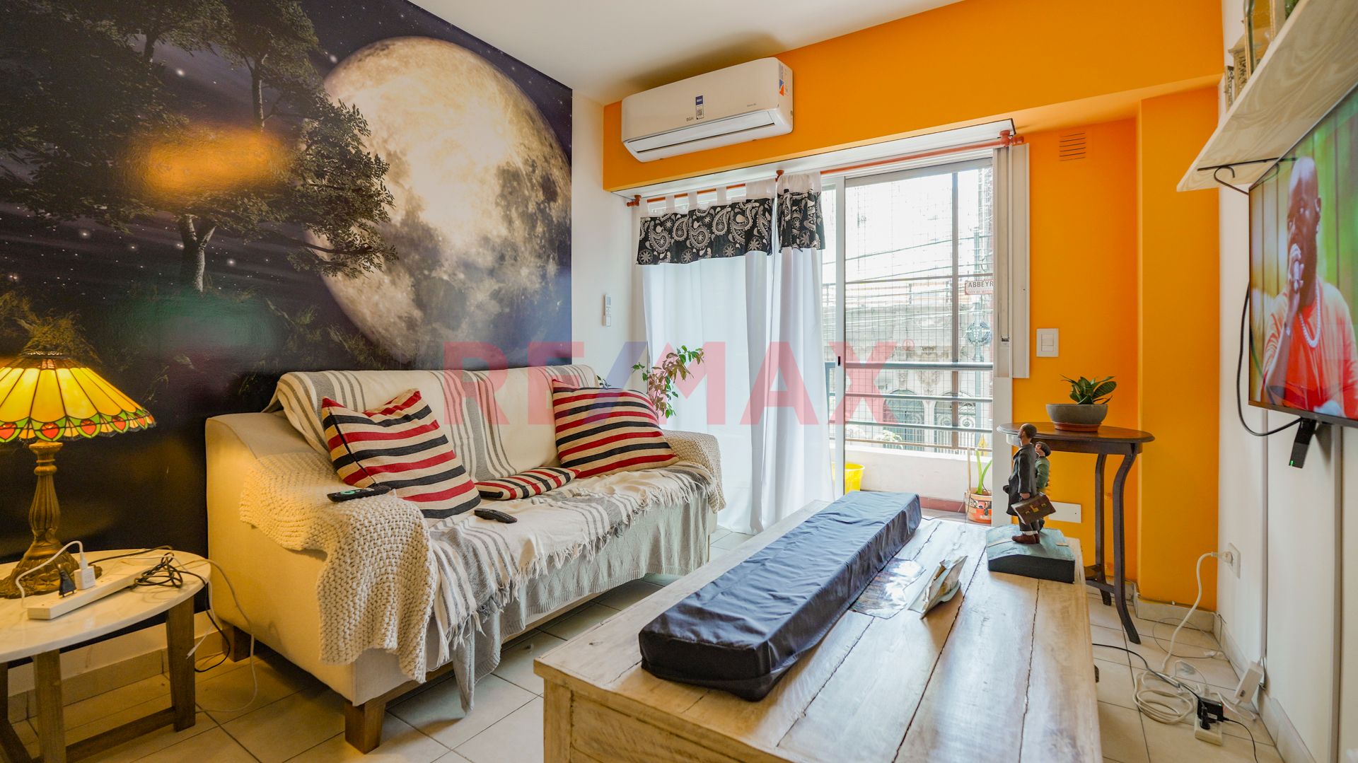 VENTA DPTO 4 AMB EN ALMAGRO C/BALC&Oacute;N AL FRENTE - 2