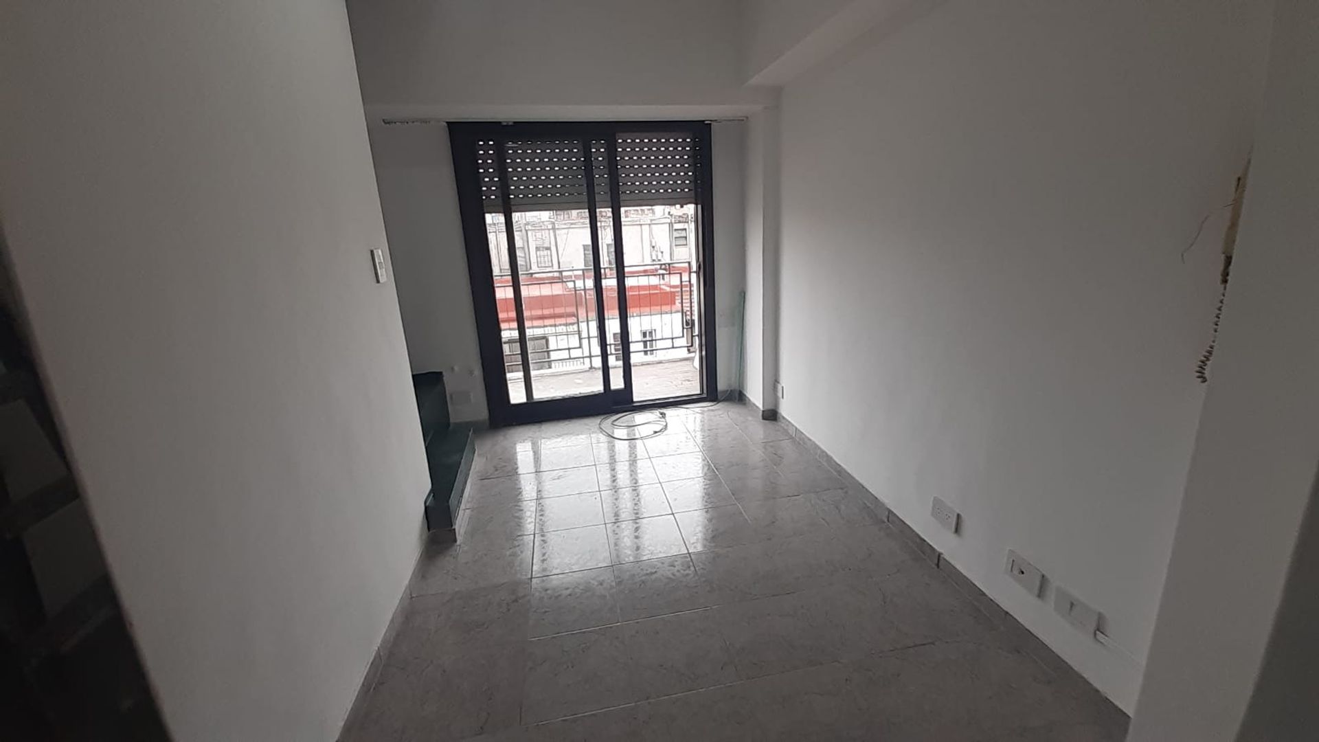 DEPTO DUPLEX 2 AMB CON BALCON, EXCELENTE UBICACION - 1