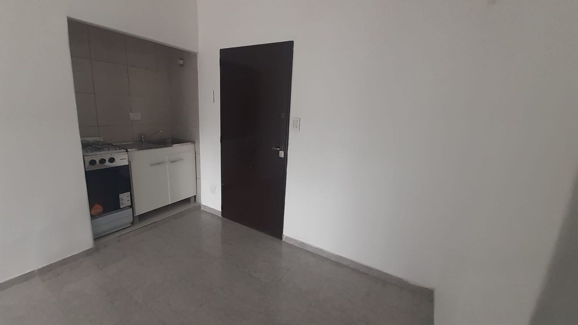 DEPTO DUPLEX 2 AMB CON BALCON, EXCELENTE UBICACION - 11