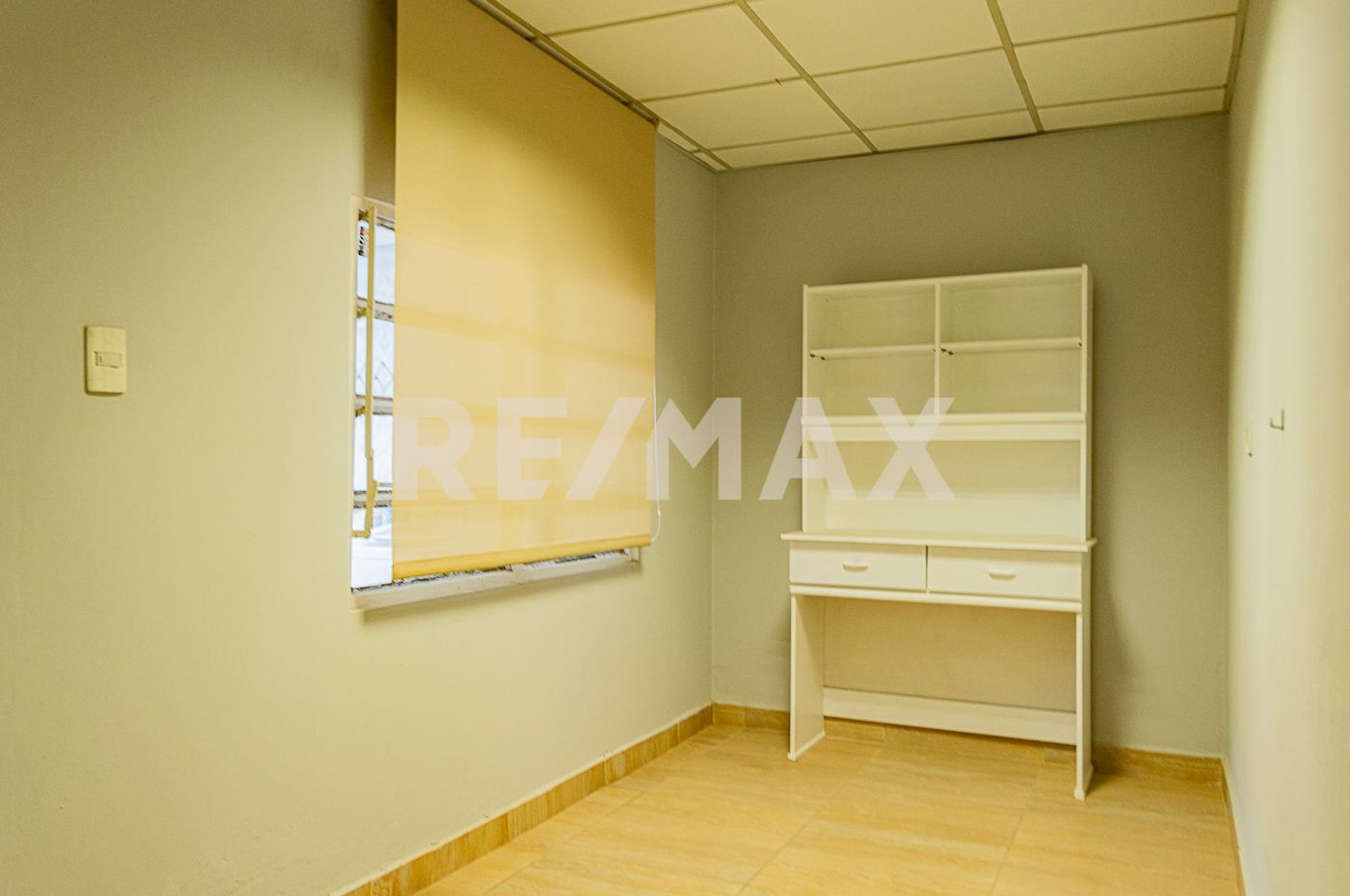 CASA EN VENTA 3 DORMITORIOS - CENTRO OESTE NQN - 12