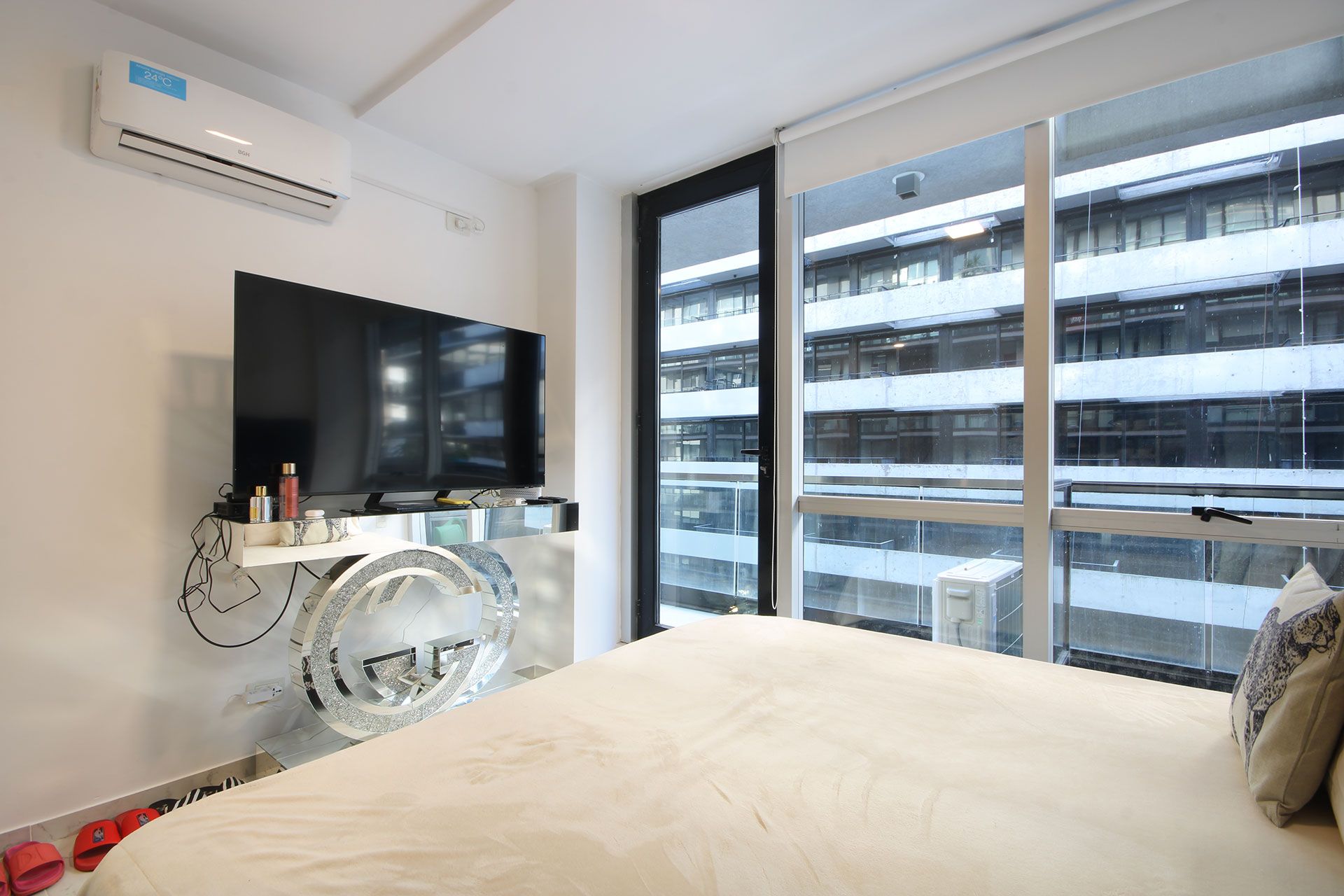 Venta Dpto. 2 Ambientes con Cochera Puerto Madero - 15
