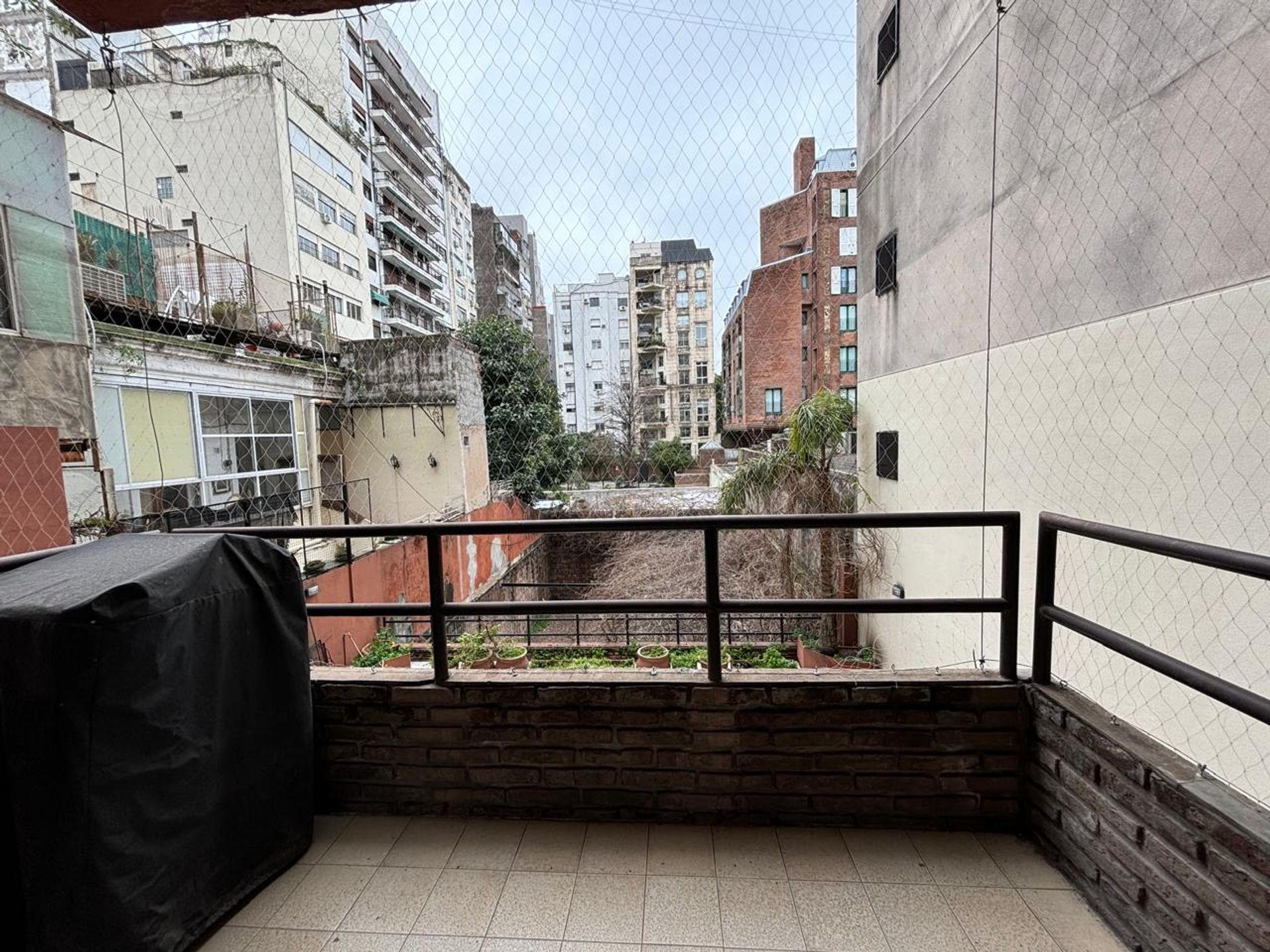 Venta 2 amb con cochera Recoleta Luminoso - 1