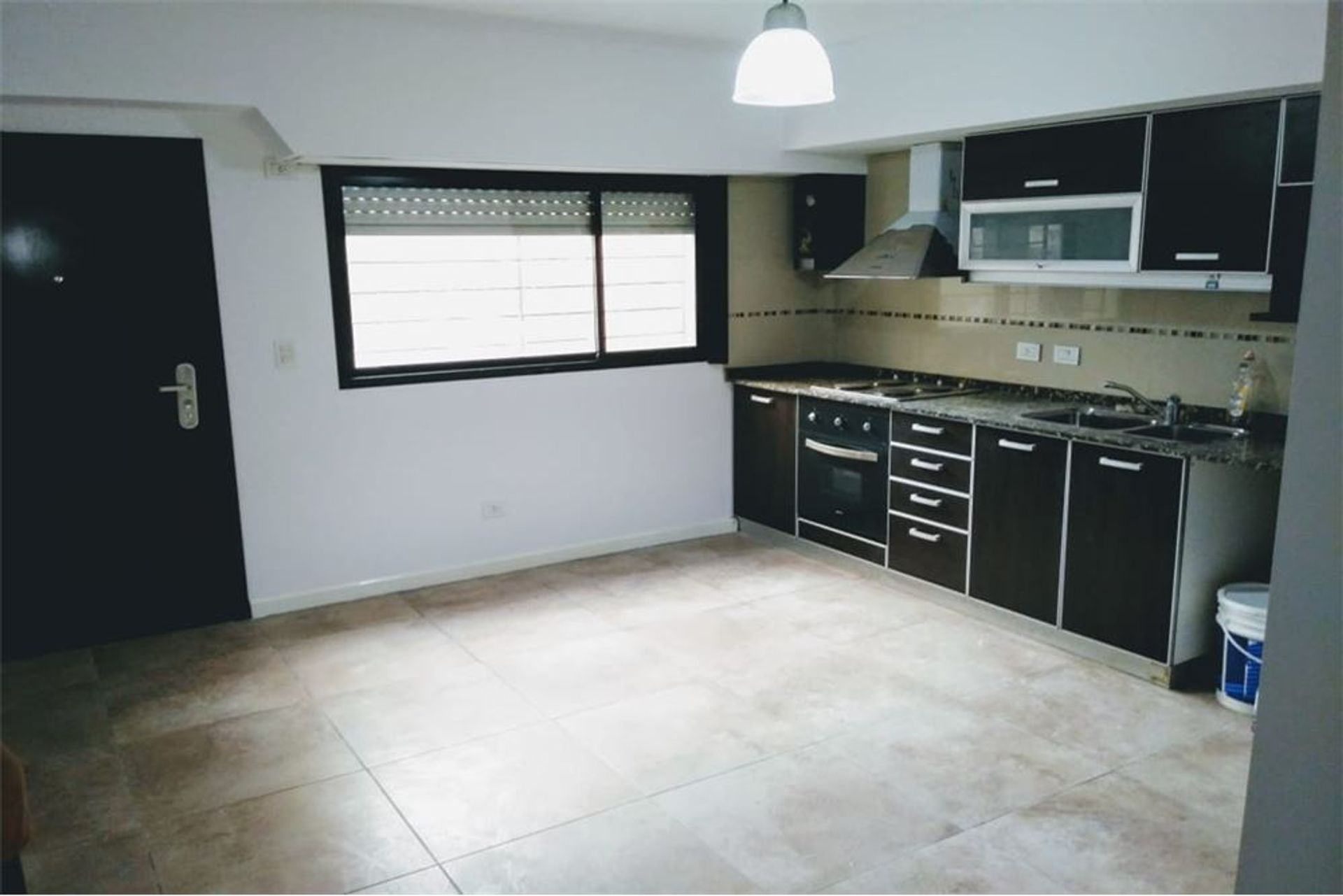 VENTA DEPTO 2 AMBIENTES CON BALCÓN - CIUDADELA - 1