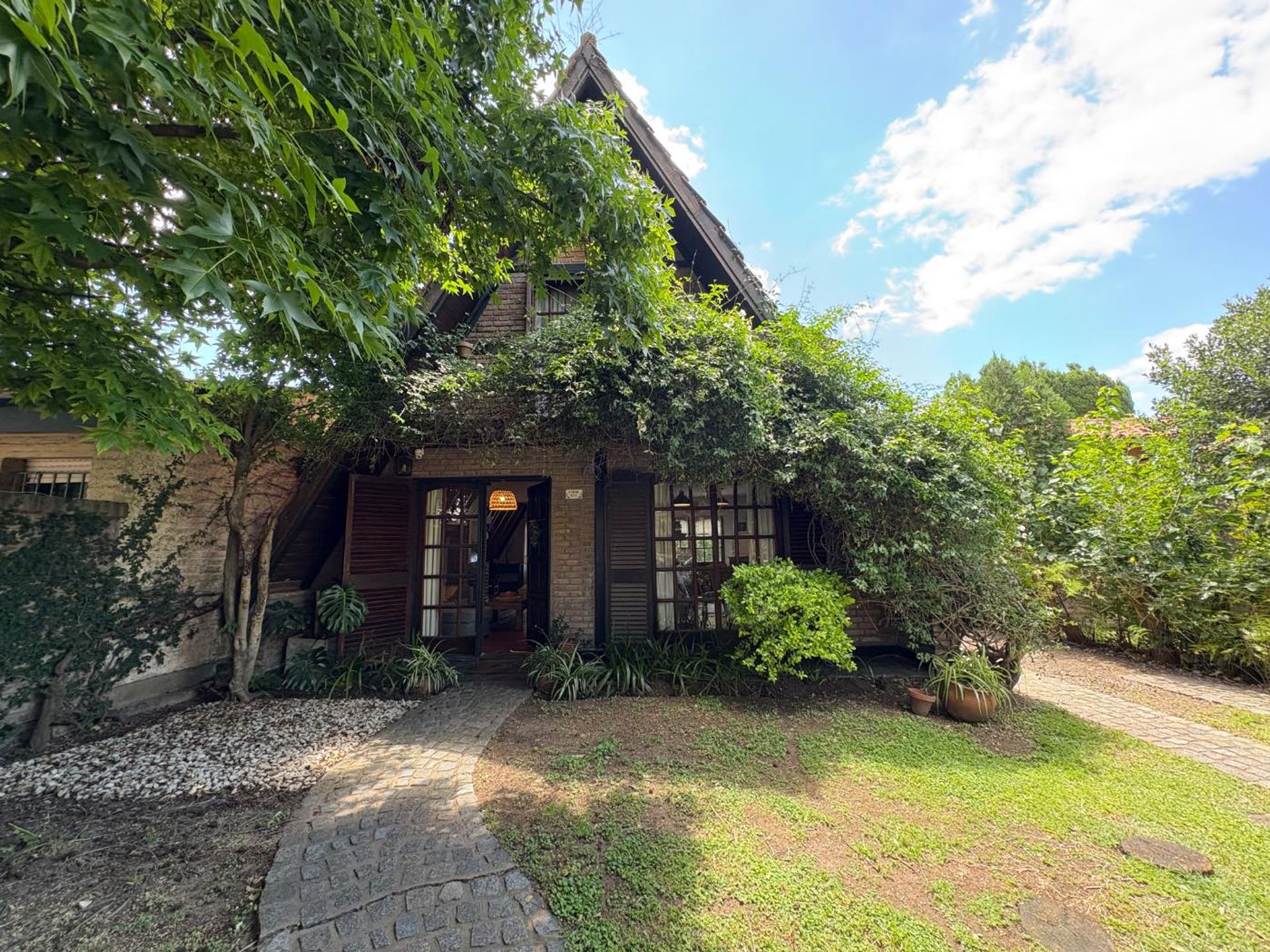 VENTA CASA ALPINA 3 AMBIENTES VILLA UDAONDO - 1