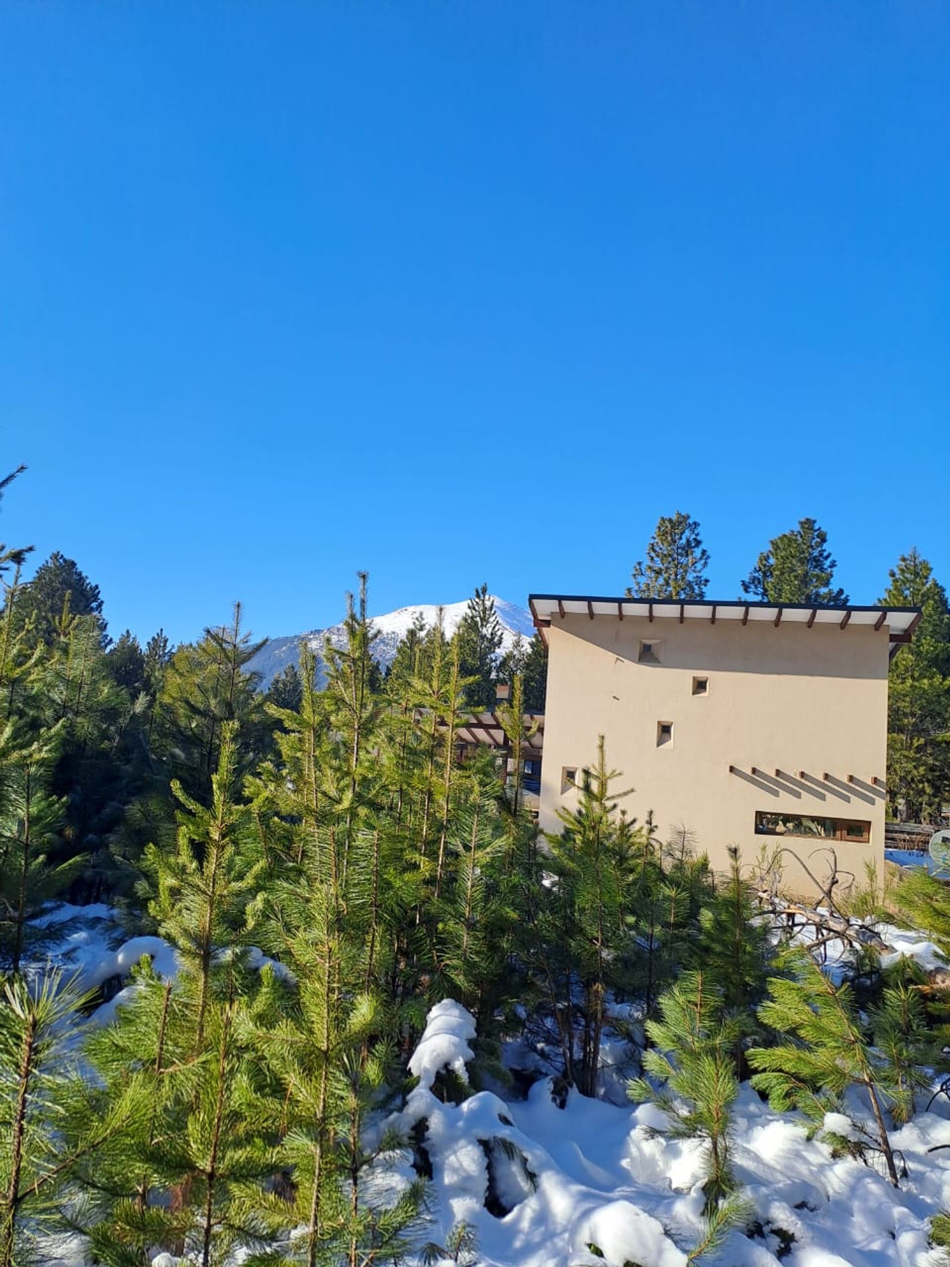 VENTA LOTE CON FONDO VERDE EN DOS VALLES — foto 7