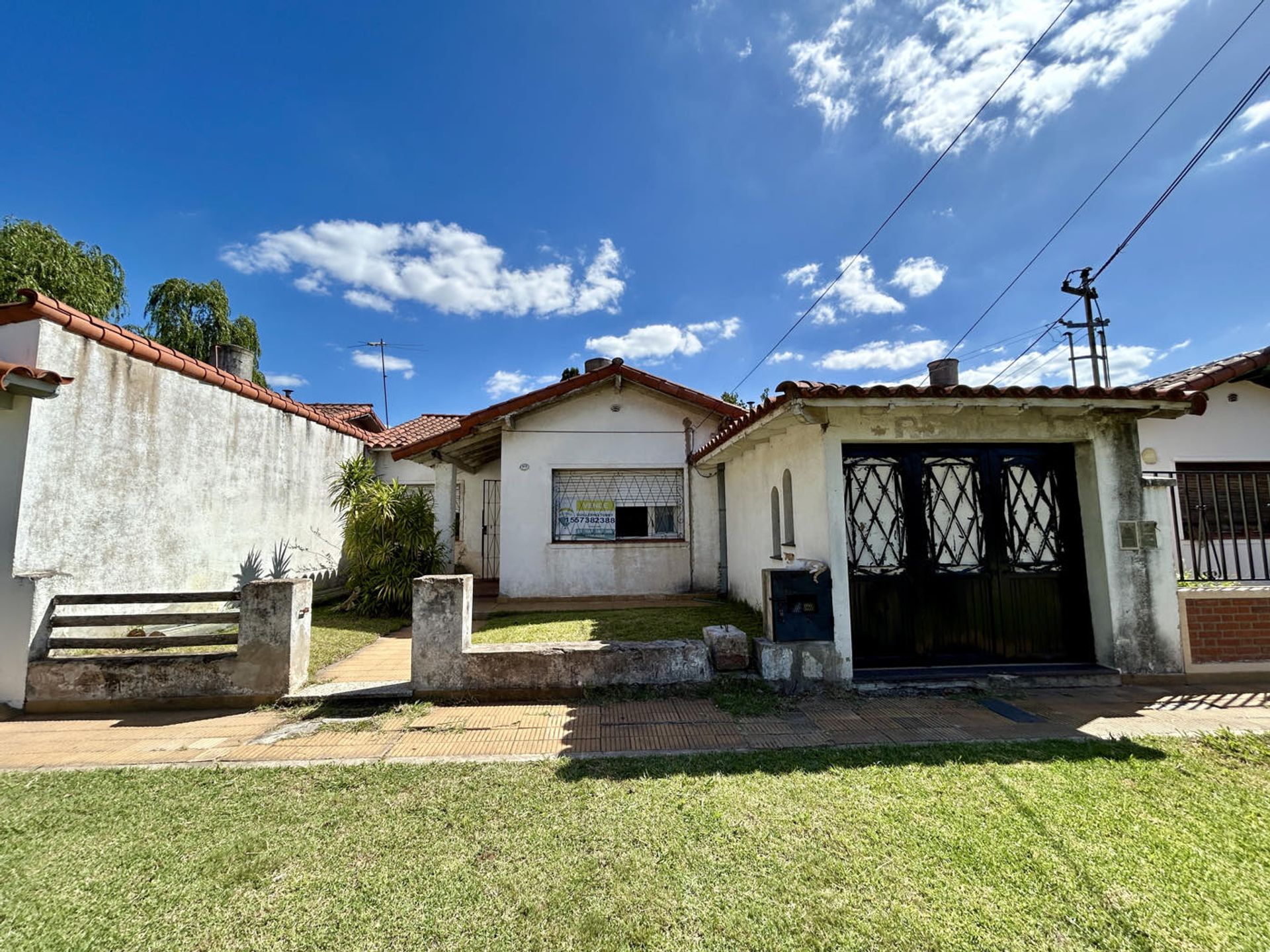 CASA 3 AMBIENTES EN VENTA BANFIELD - 2