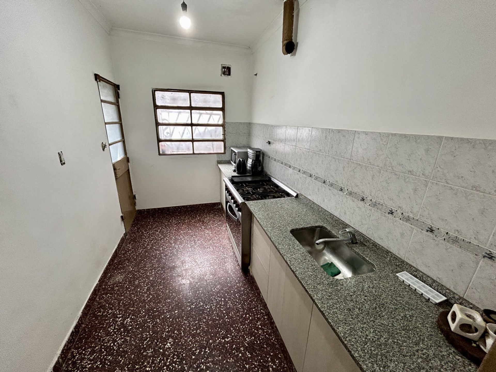 CASA 3 AMBIENTES EN VENTA BANFIELD - 13