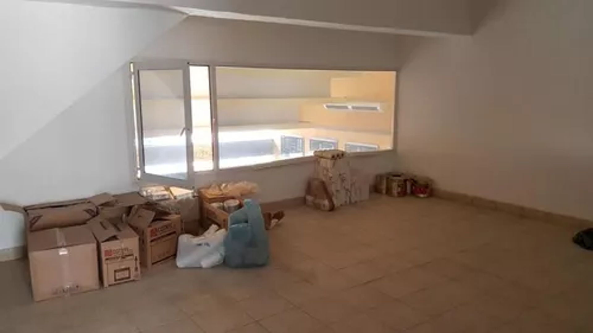 VENTA LOCAL COMERCIAL CASTELAR PERMUTA FINANCIA.SI - 3