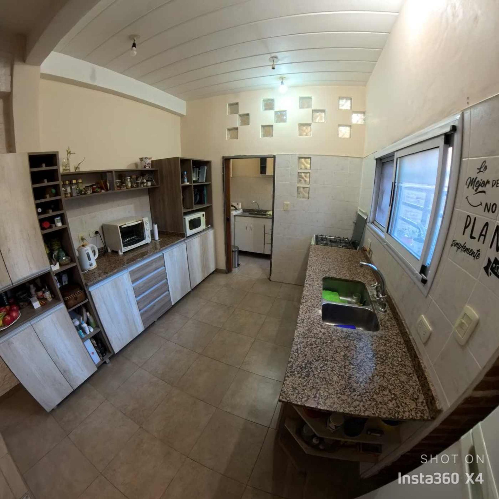 CASA EN VENTA 5 AMBIENTE EN MONTE GRANDE - 10