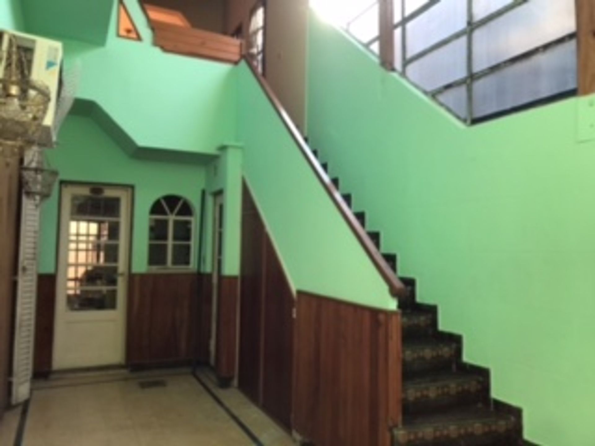 VENTA DEPOSITO Y CASA DE 6 AMBIENTES EN POMPEYA - 11