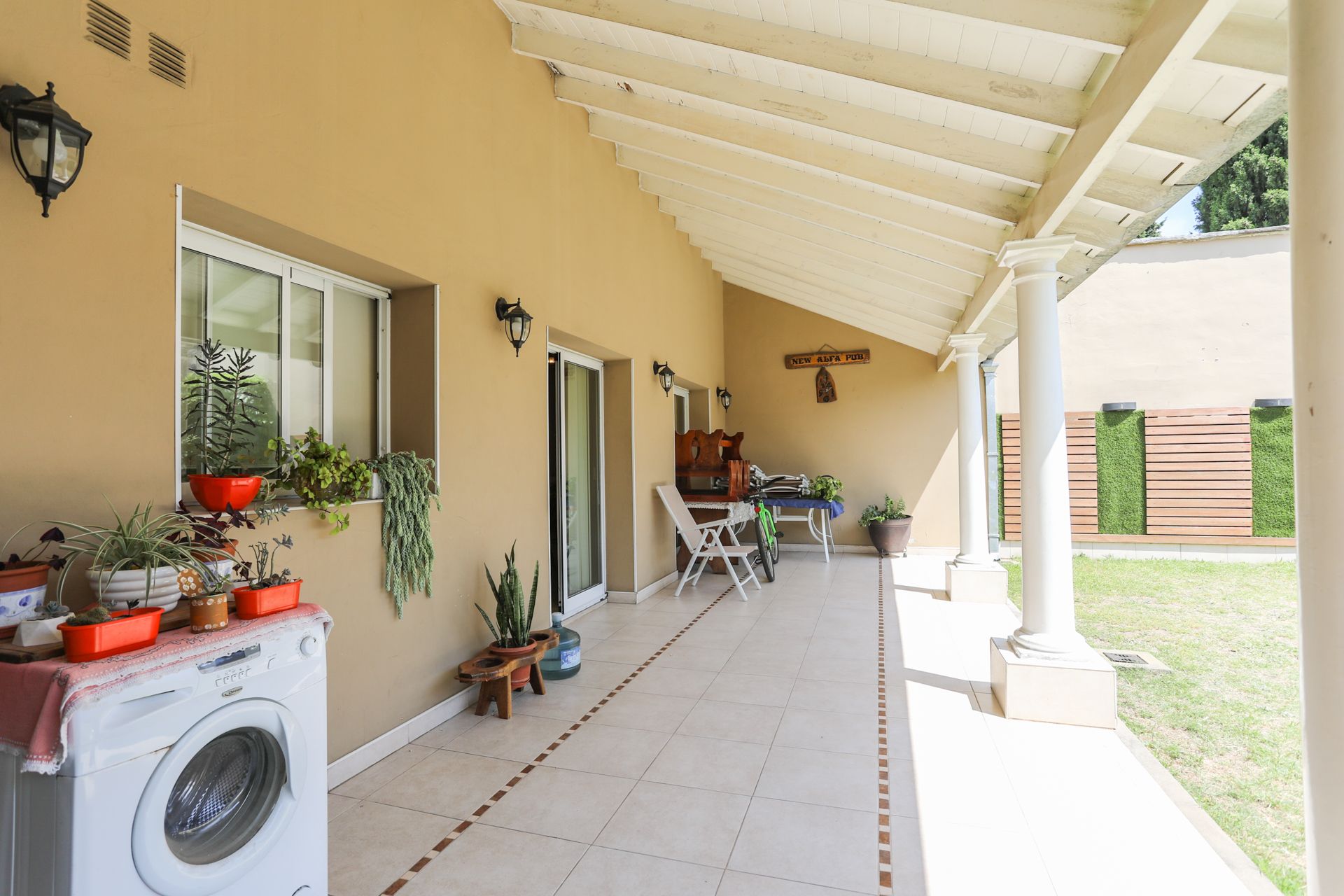 VENTA CASA CON PAT&Iacute;O - 17