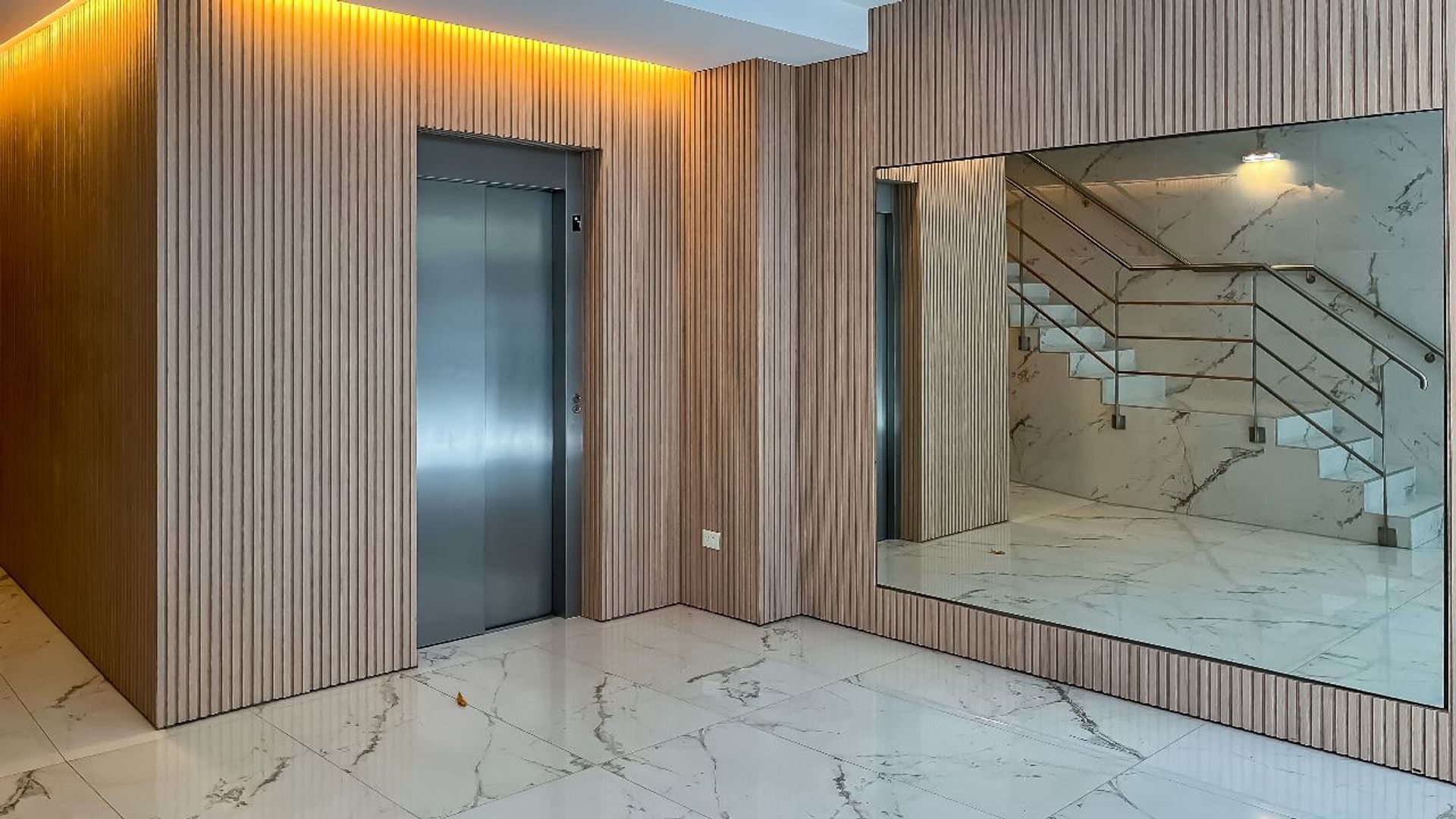 DEPARTAMENTO MONOAMBIENTE 42M2 VENTA PARAGUAY 5500 - 6