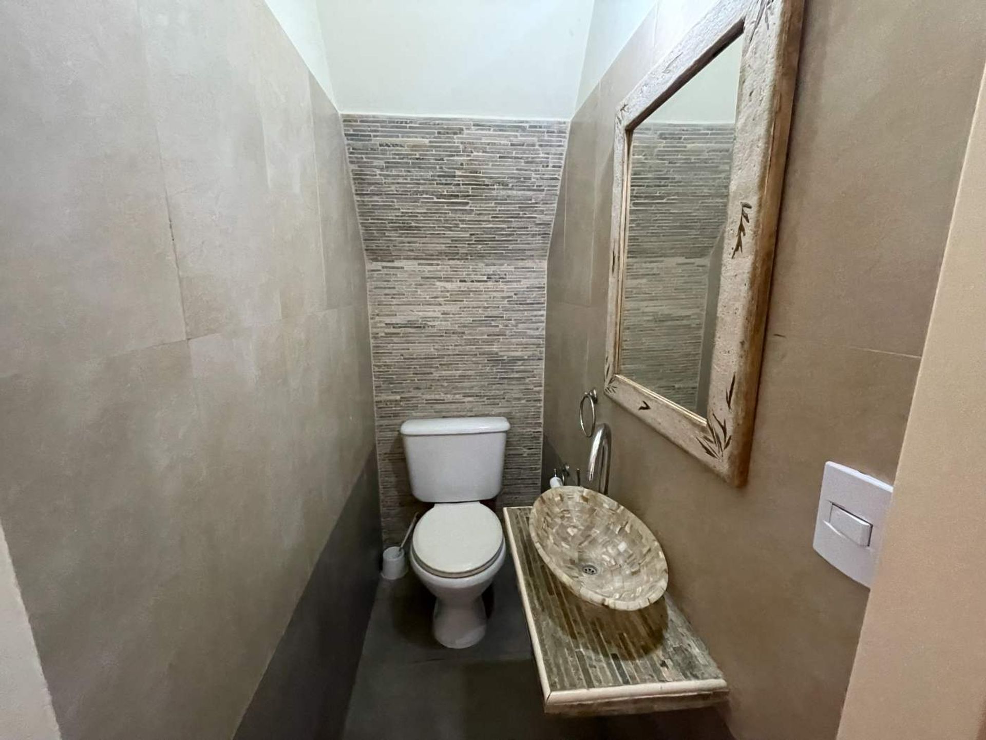 VENTA CASA HARAS SANTA MARIA, BARRIO LAS LOMAS. - 12