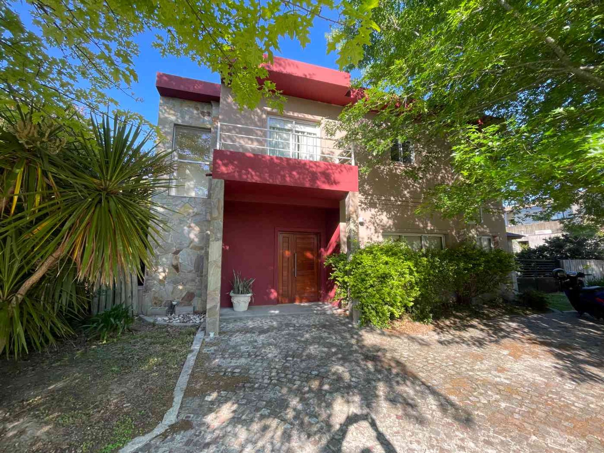 VENTA CASA HARAS SANTA MARIA, BARRIO LAS LOMAS. - 4