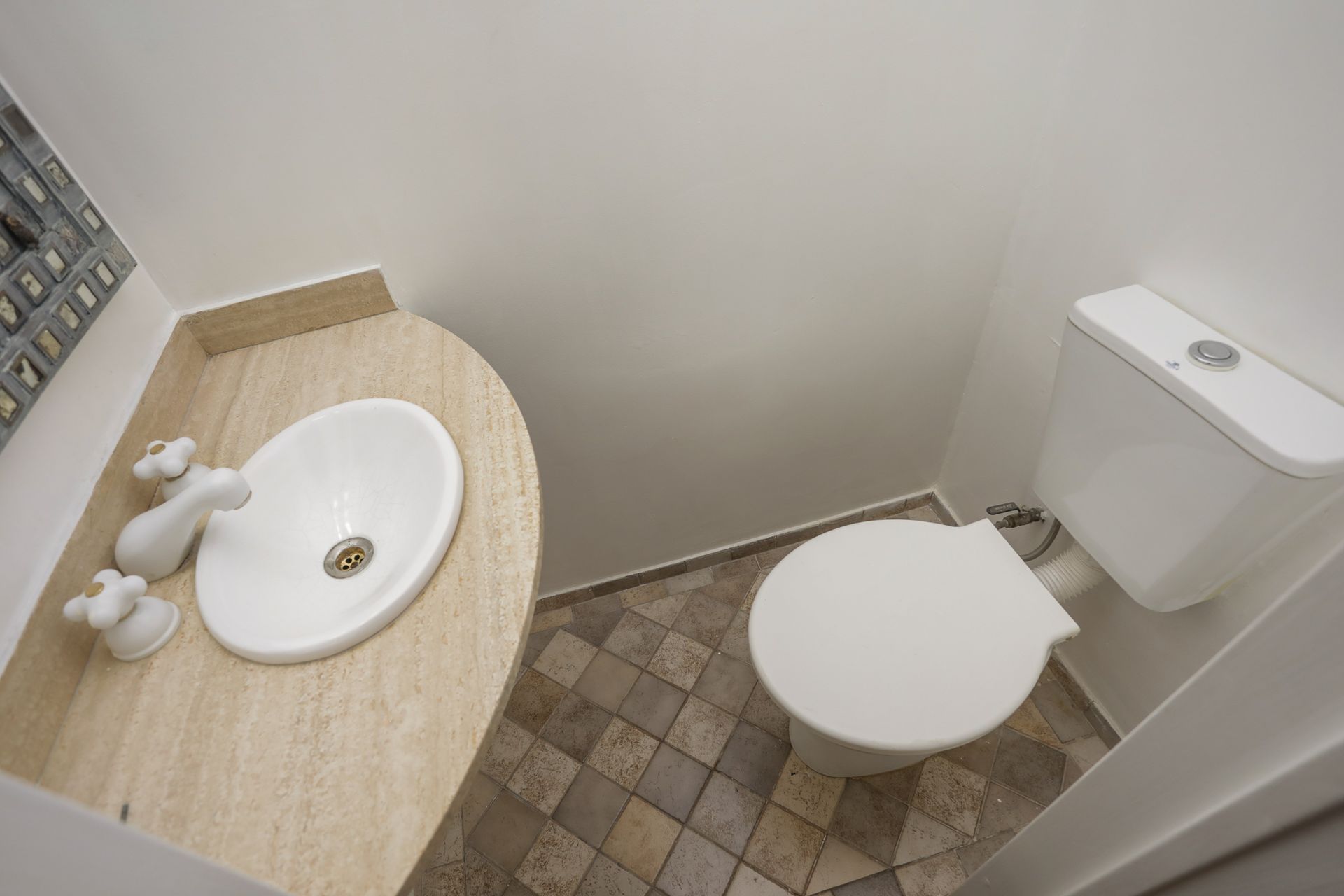 Venta departamento 4 ambientes/pileta propia. - 13