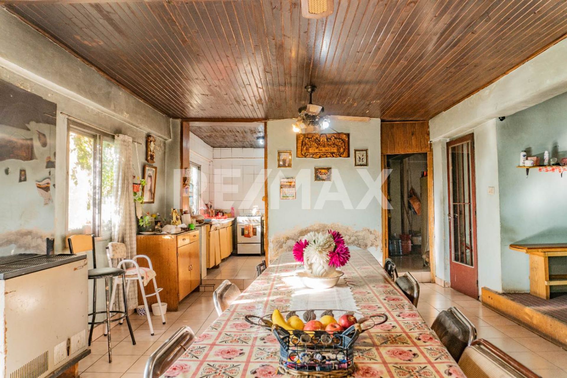 CASA Y SAL&Oacute;N COMERCIAL EN VENTA — foto 13