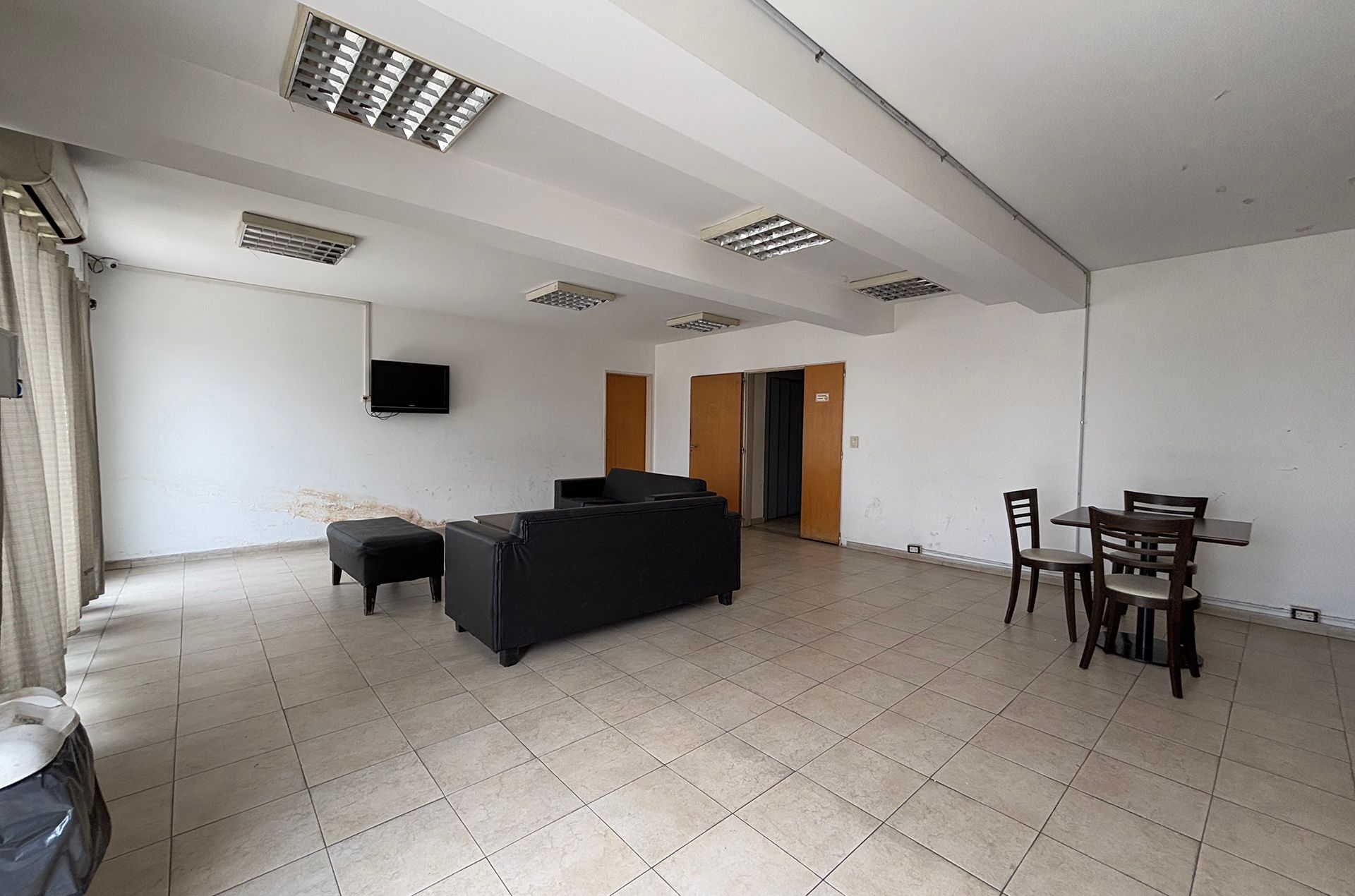 VENTA EXCELENTE MONOAMBIENTE TOTALMENTE AMOBLADO - 14